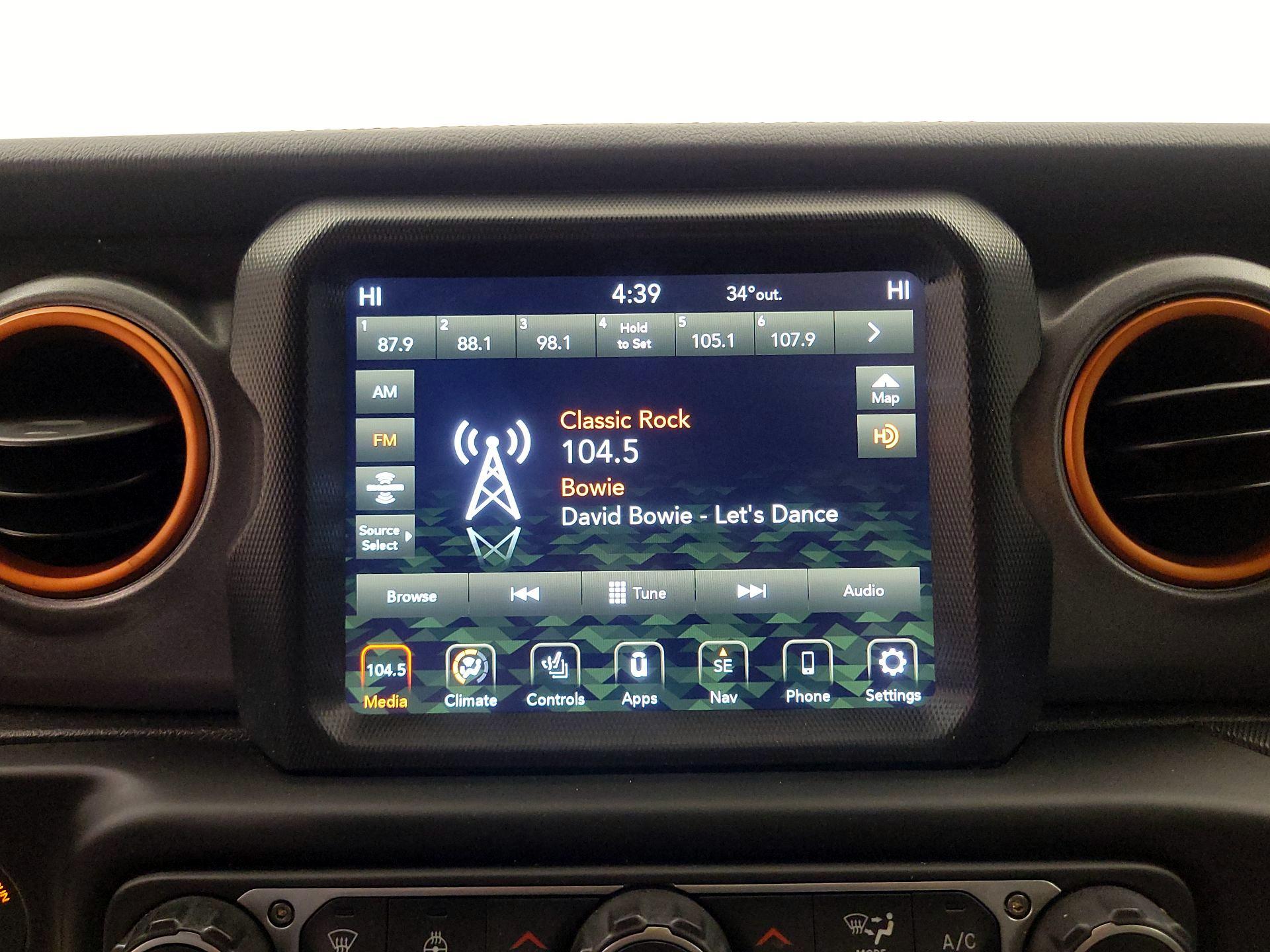 Thumbnail: 2023 Jeep Gladiator - 16