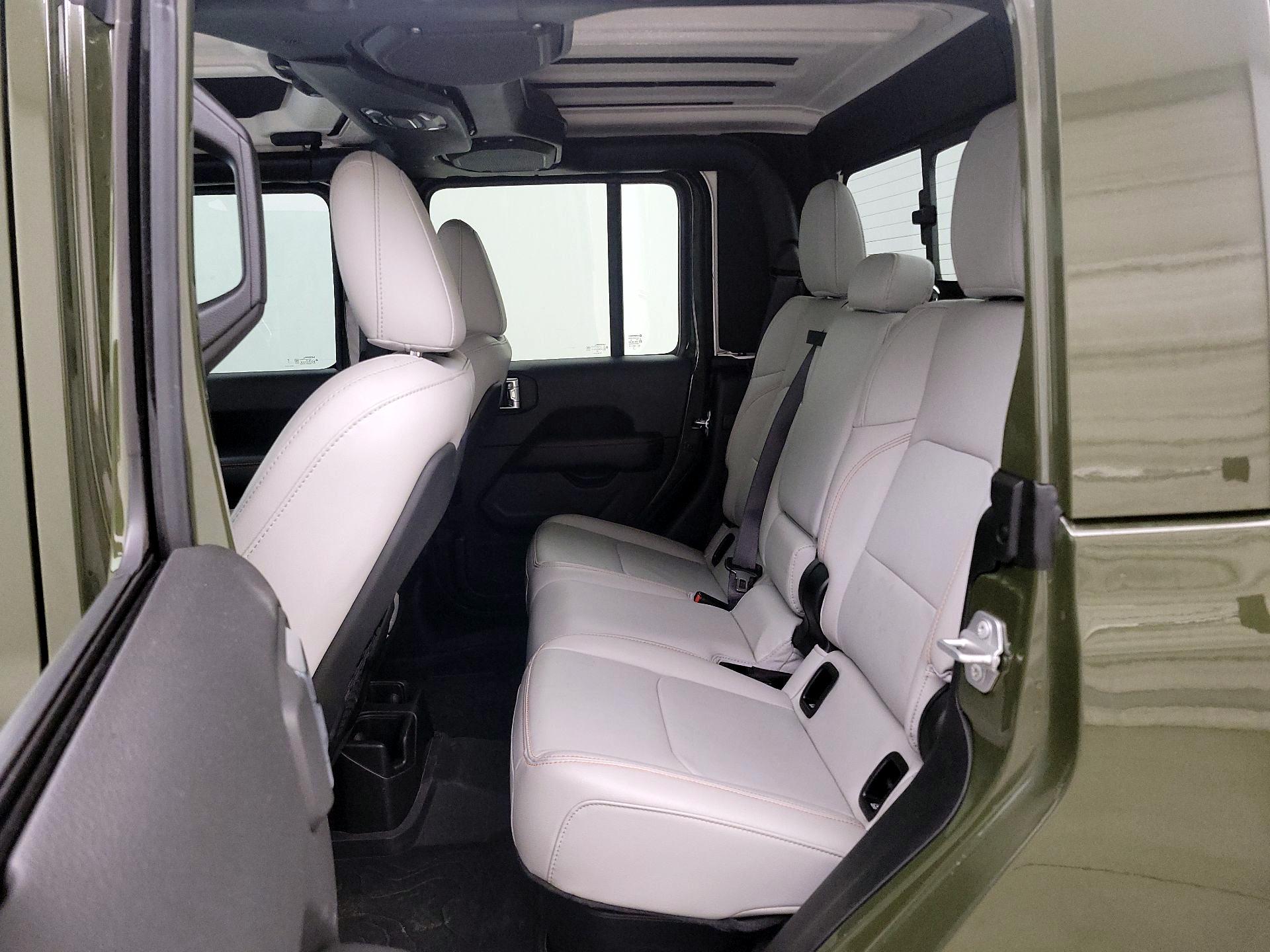 Thumbnail: 2023 Jeep Gladiator - 20