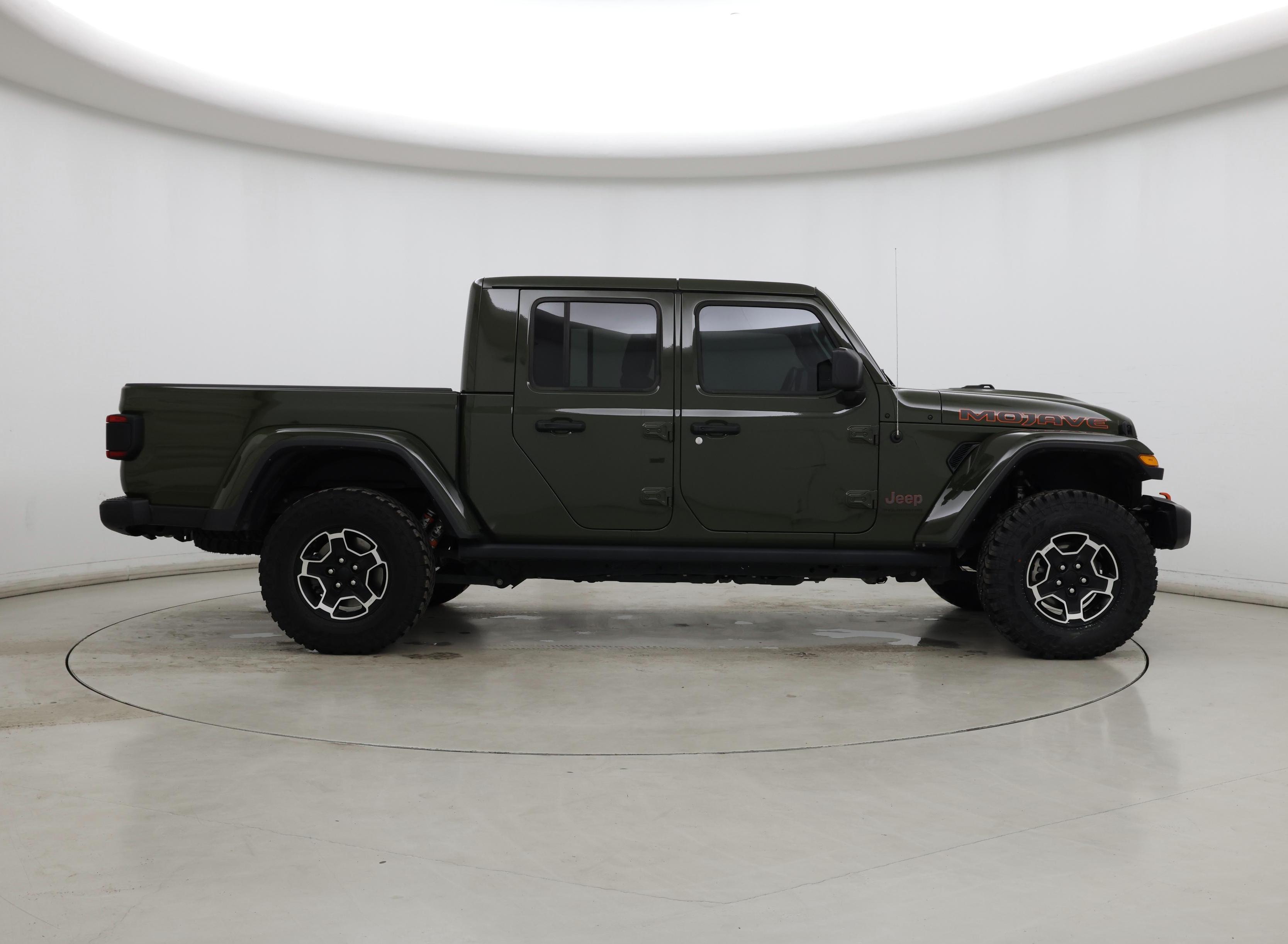 Thumbnail: 2023 Jeep Gladiator - 7
