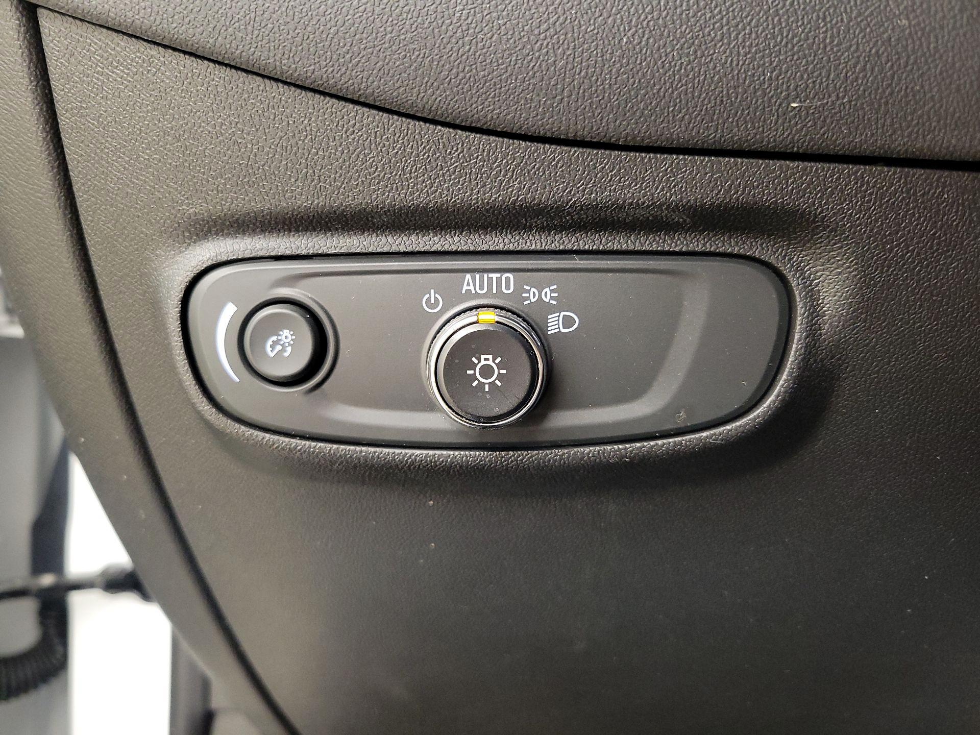 Thumbnail: 2023 Chevrolet Equinox - 13