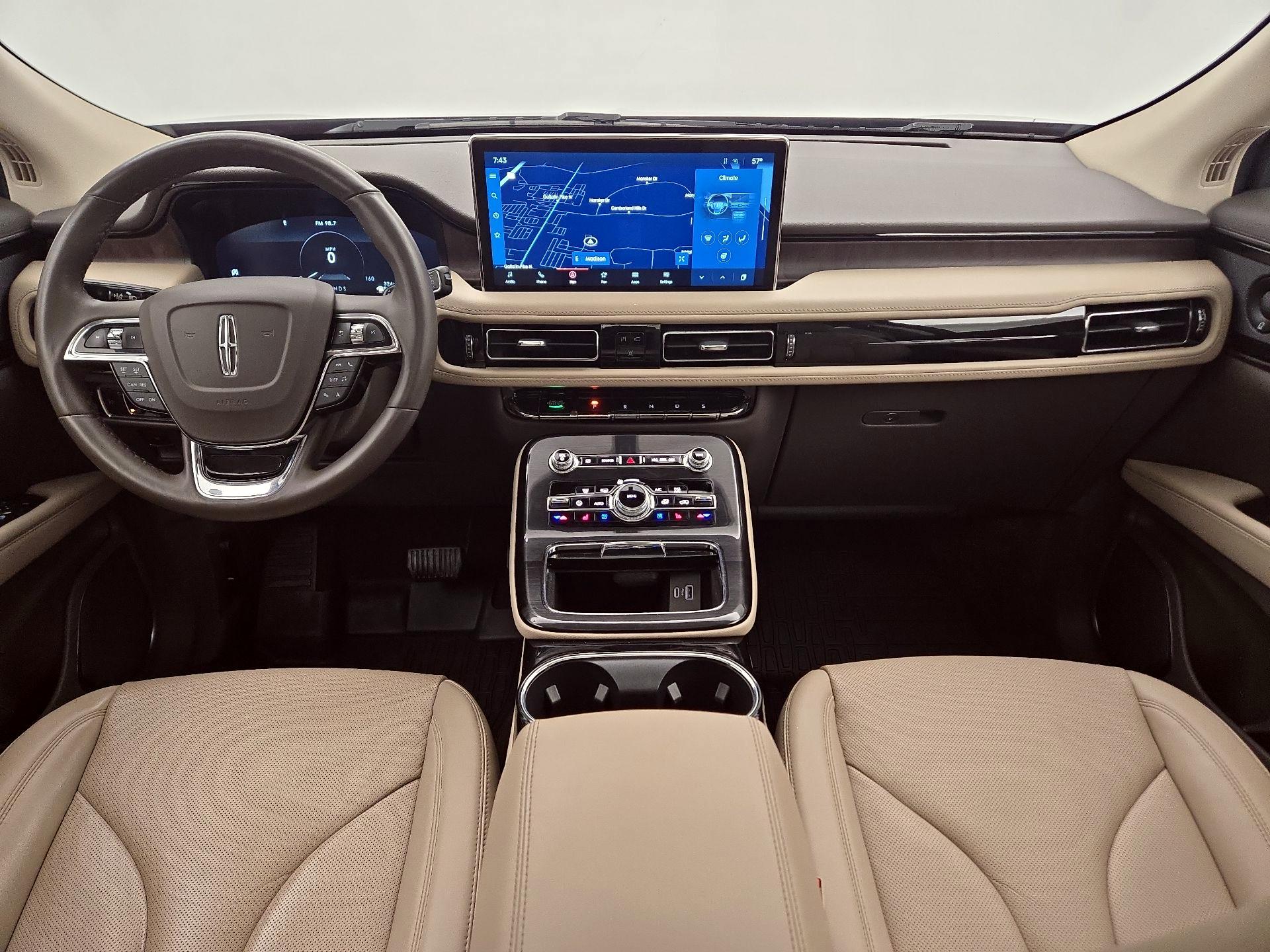 Thumbnail: 2023 Lincoln Nautilus - 9