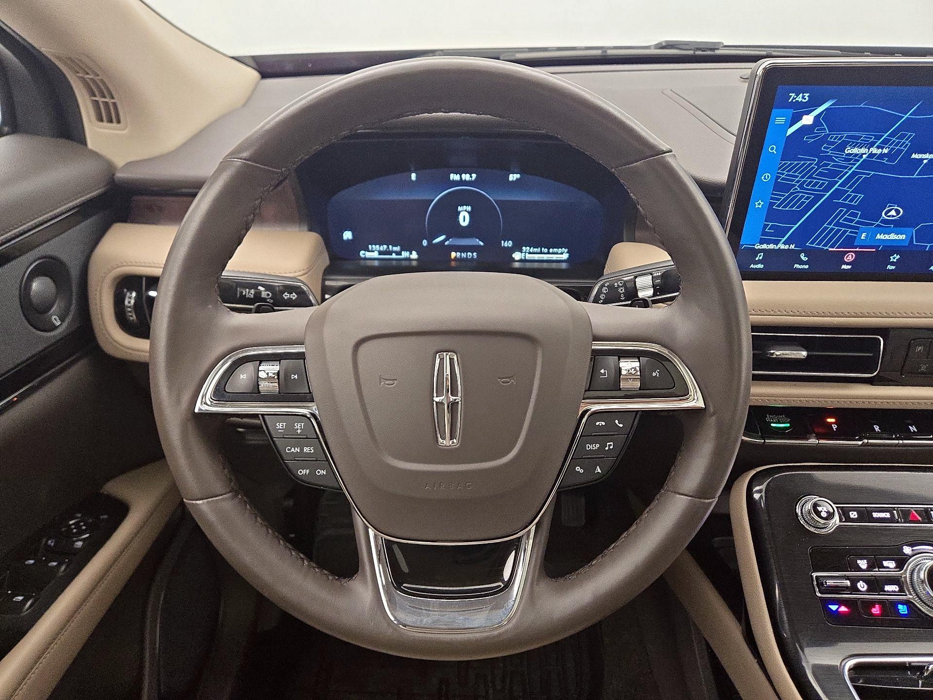 Thumbnail: 2023 Lincoln Nautilus - 10