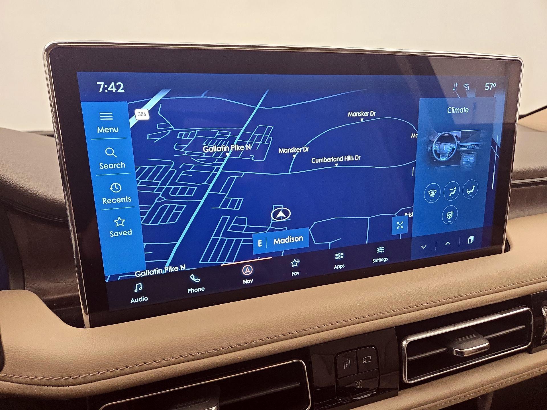 Thumbnail: 2023 Lincoln Nautilus - 14