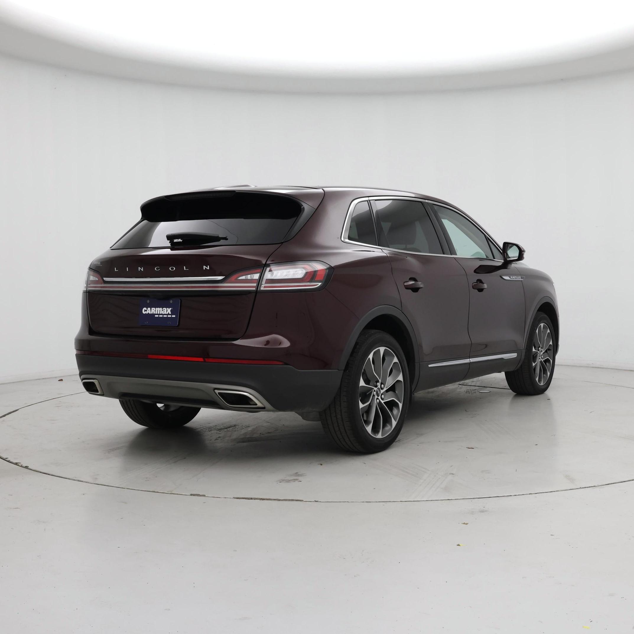 Thumbnail: 2023 Lincoln Nautilus - 8