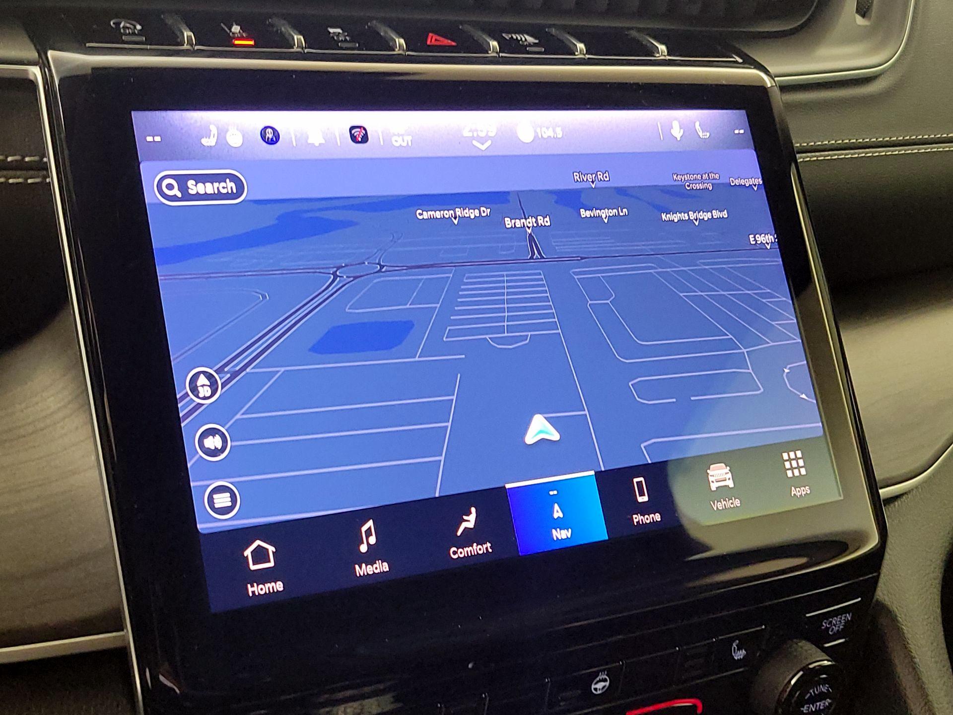 Thumbnail: 2023 Jeep Grand Cherokee - 14