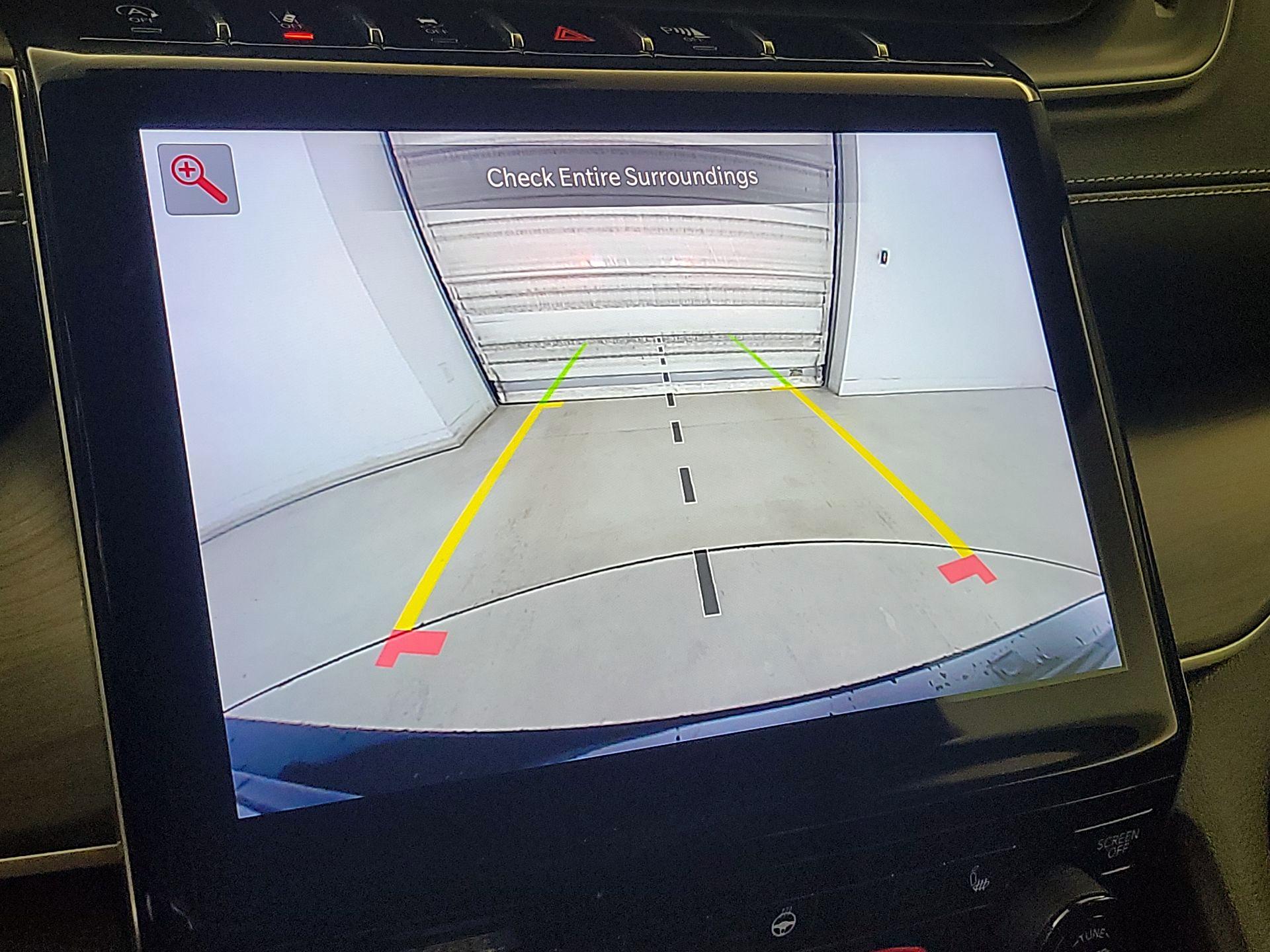 Thumbnail: 2023 Jeep Grand Cherokee - 15