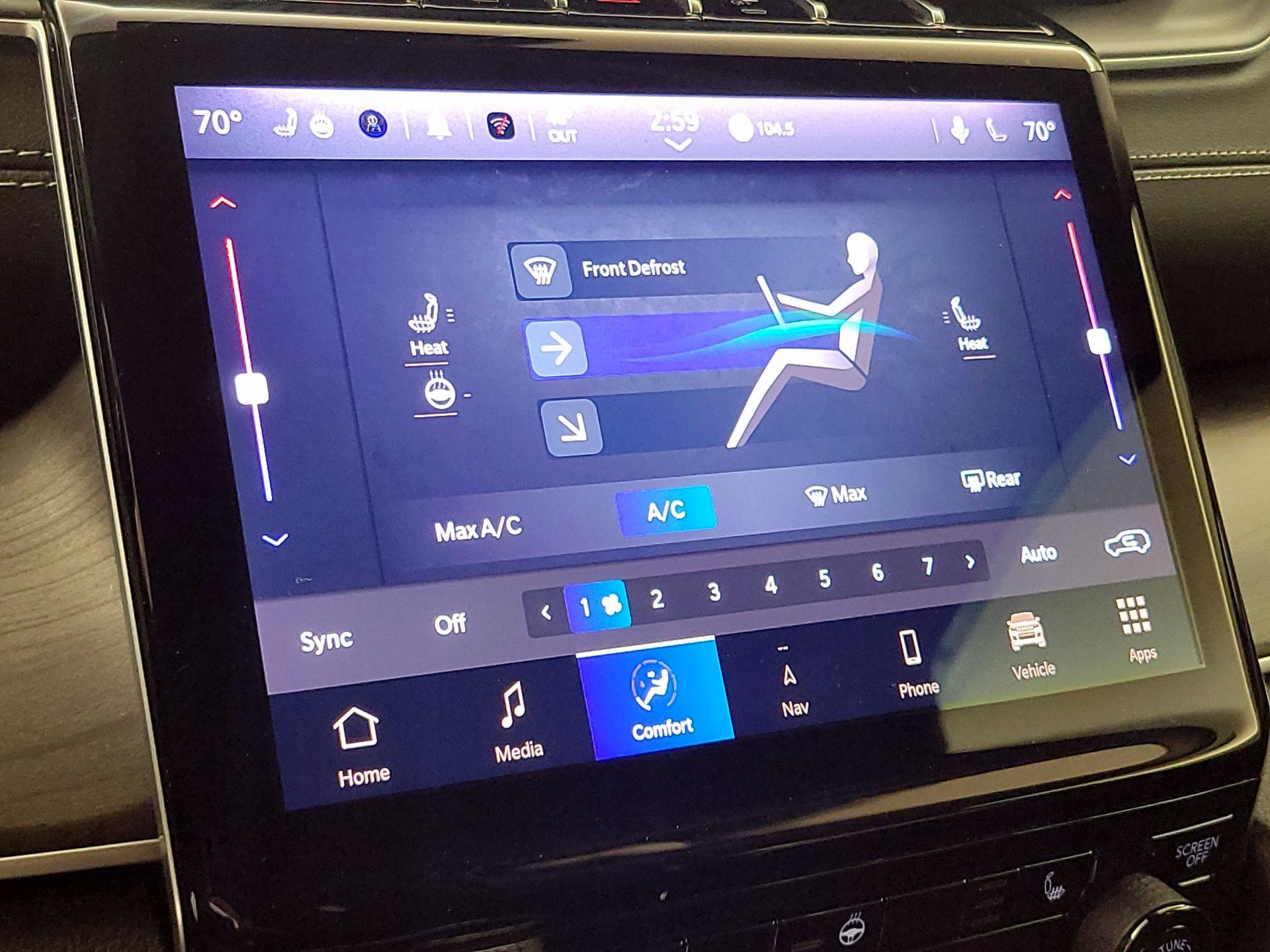 Thumbnail: 2023 Jeep Grand Cherokee - 17