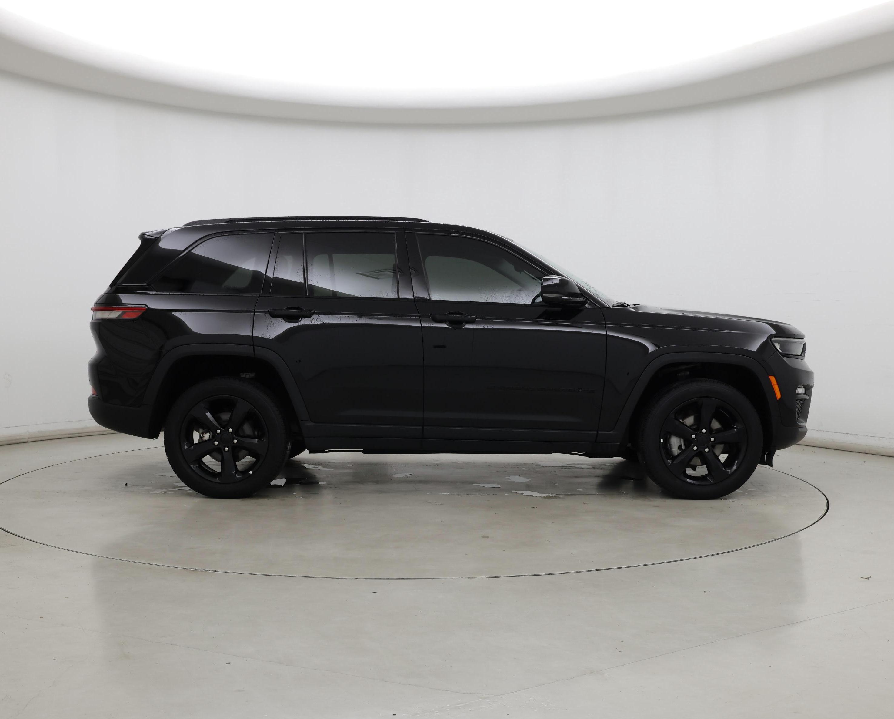 Thumbnail: 2023 Jeep Grand Cherokee - 7