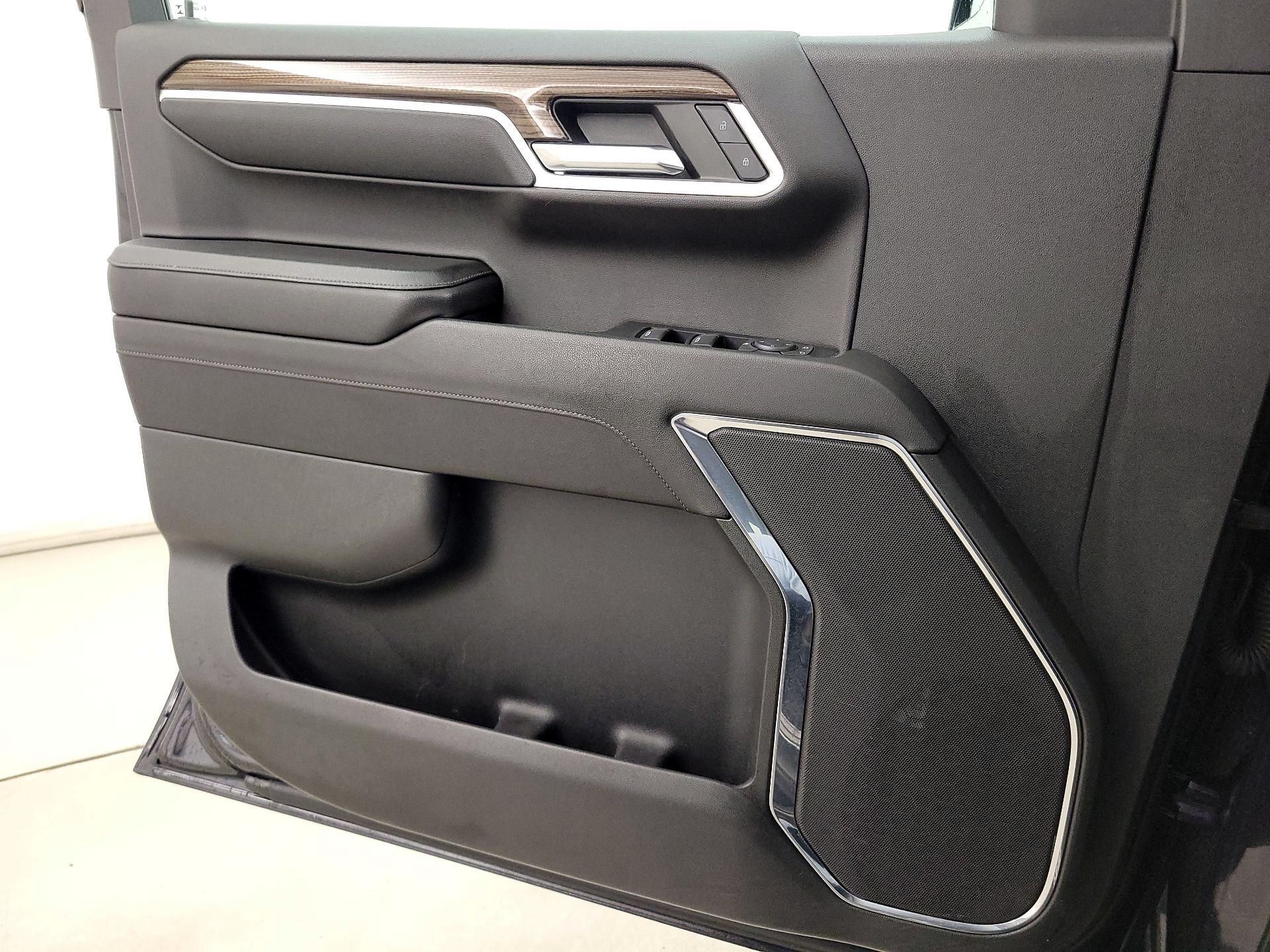 Thumbnail: 2023 Chevrolet Silverado 1500 - 12