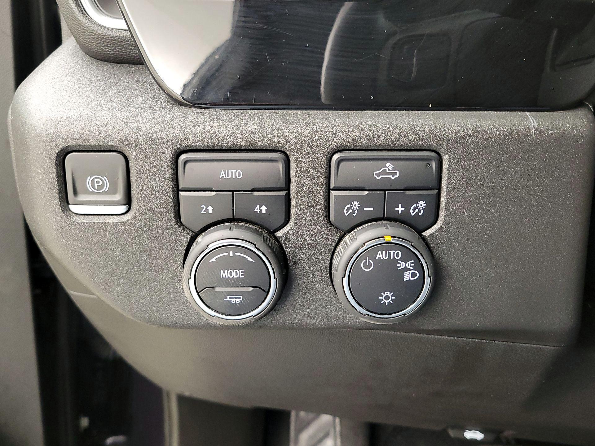 Thumbnail: 2023 Chevrolet Silverado 1500 - 13