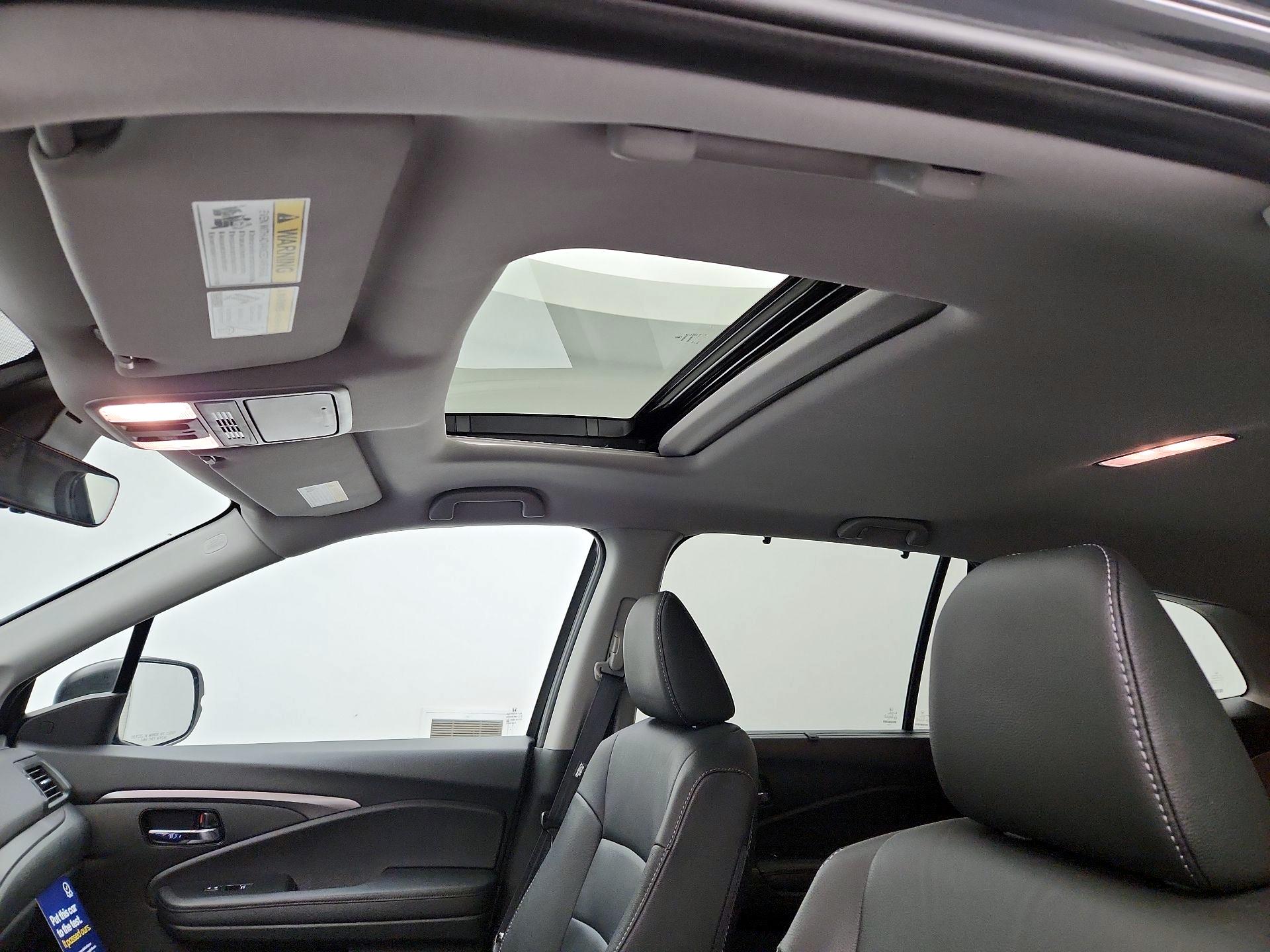 Thumbnail: 2022 Honda Pilot - 19