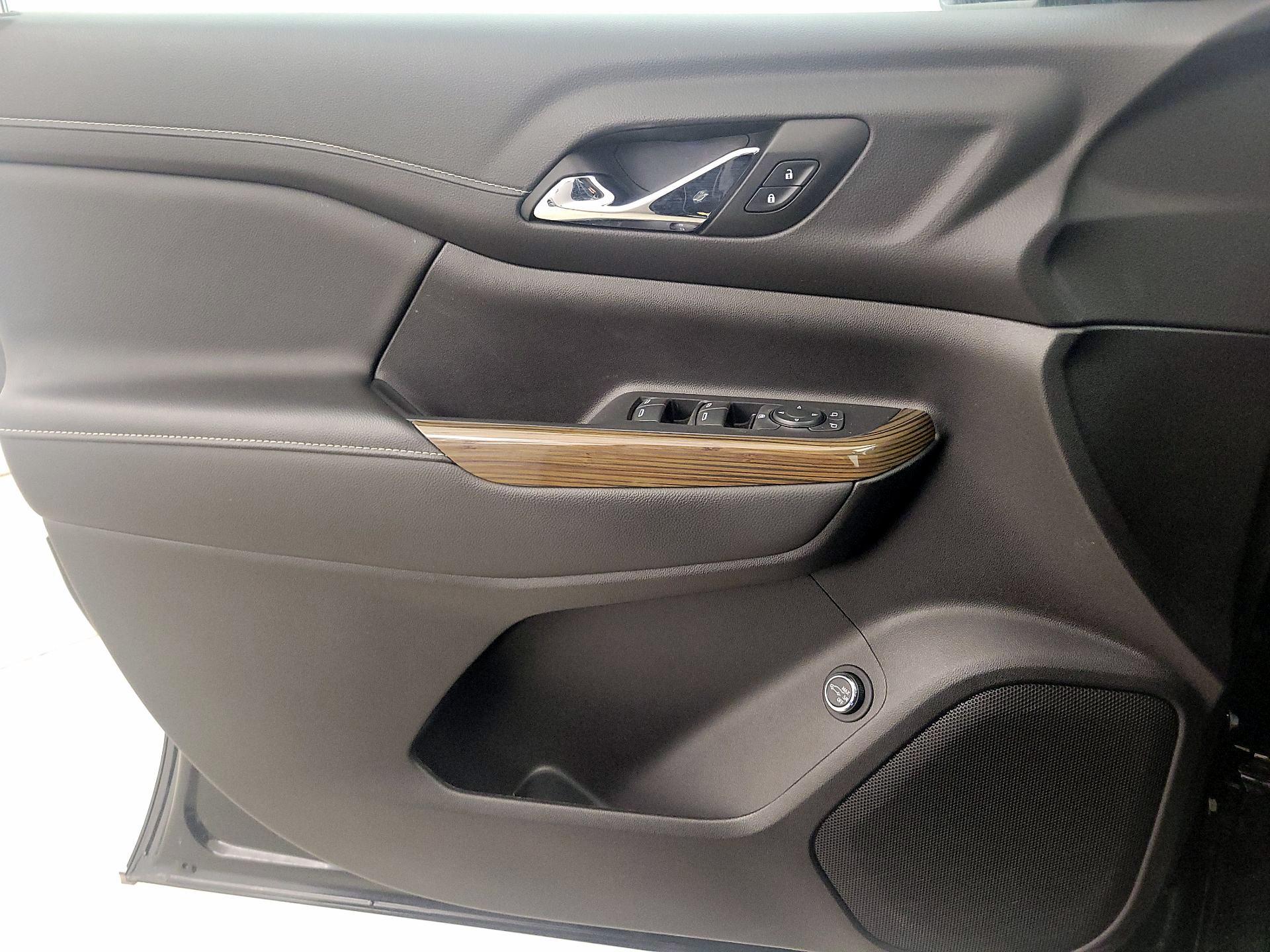 Thumbnail: 2023 GMC Acadia - 12