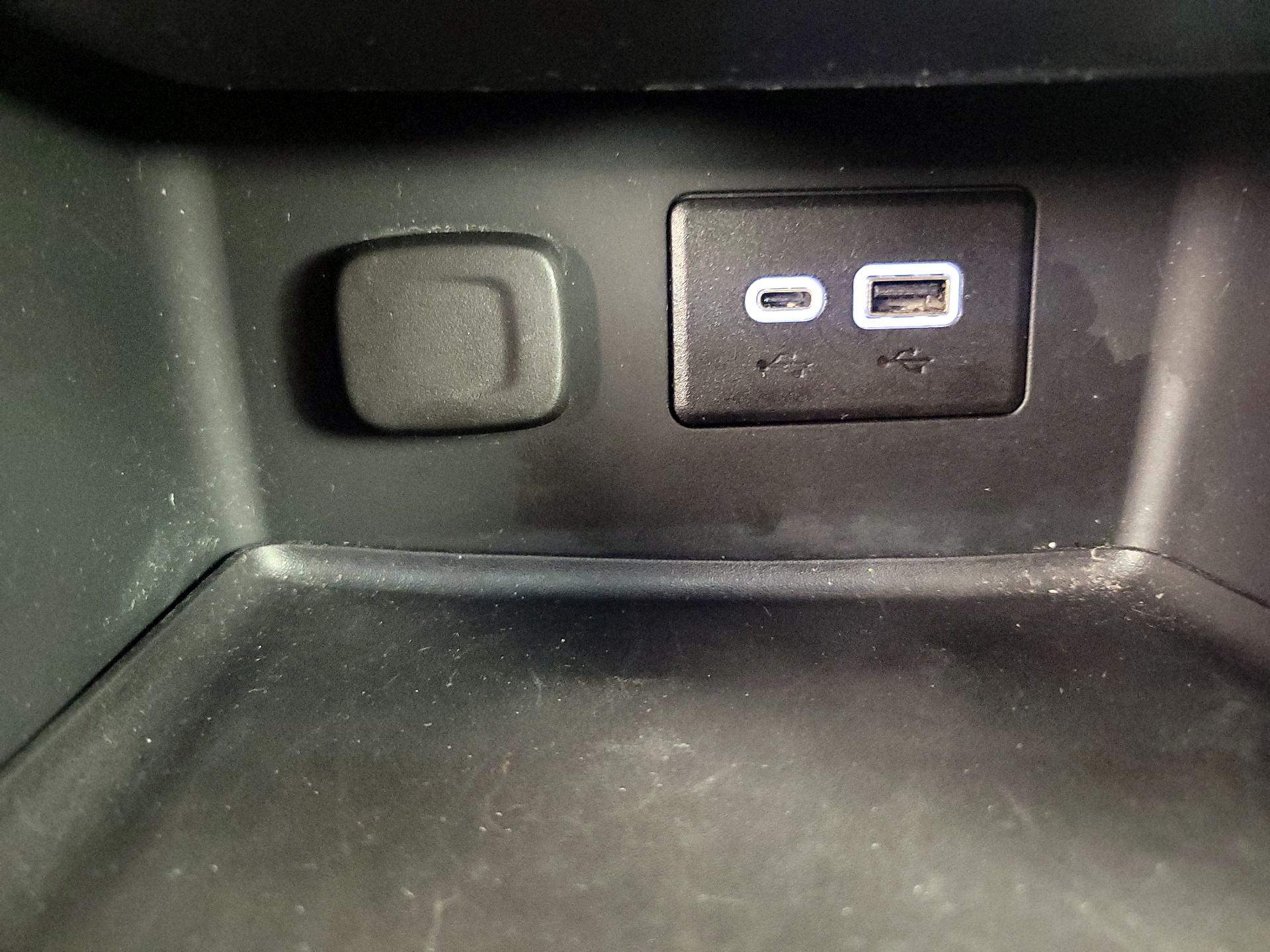 Thumbnail: 2023 GMC Acadia - 18