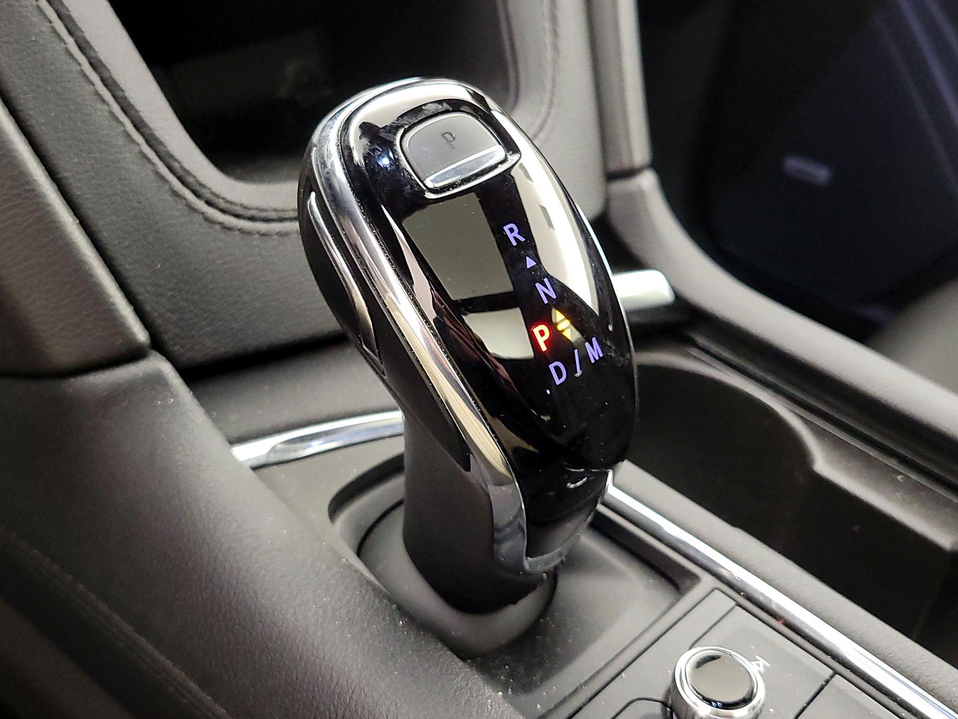 Thumbnail: 2023 Cadillac XT6 - 18