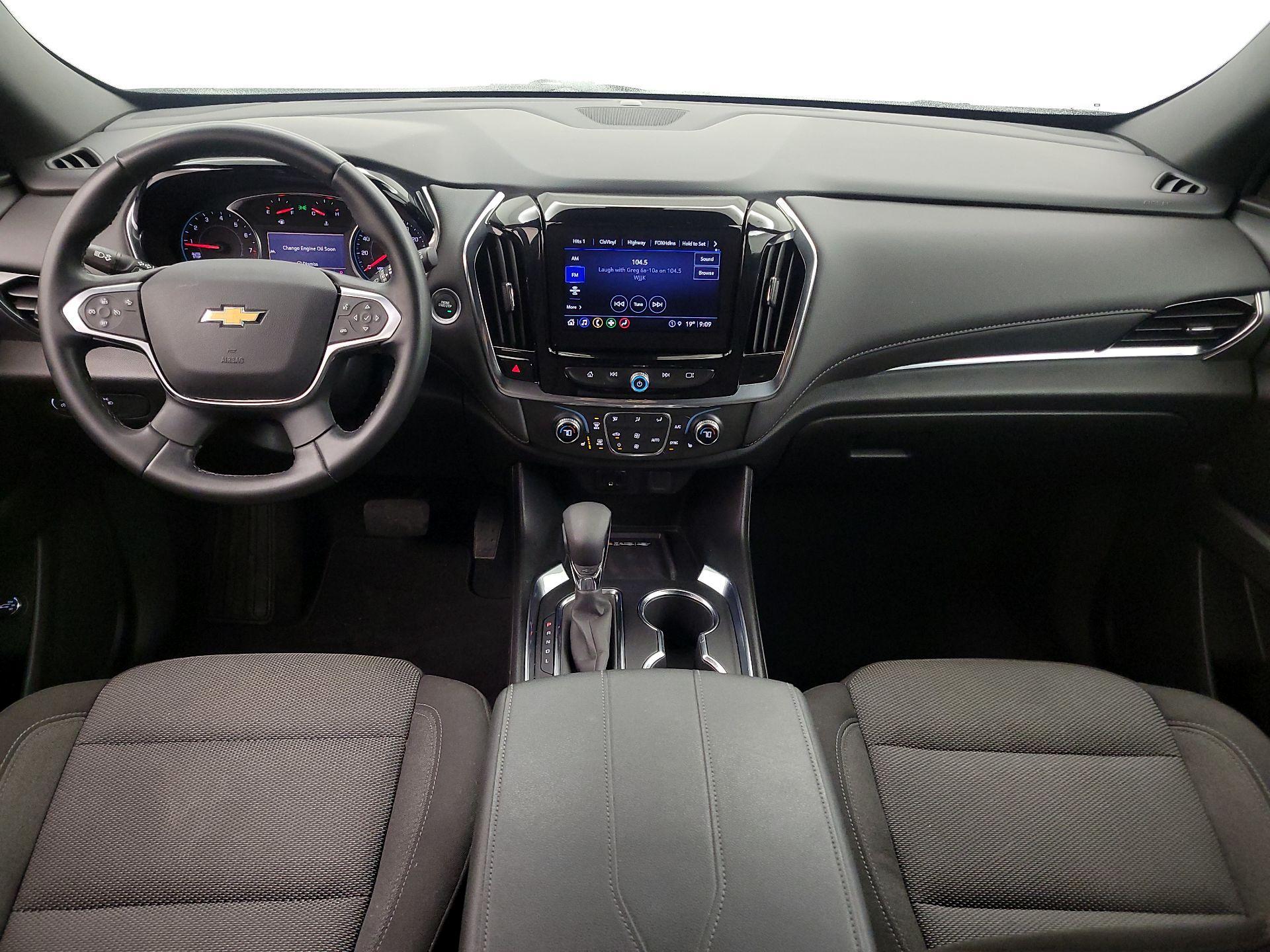 Thumbnail: 2023 Chevrolet Traverse - 9