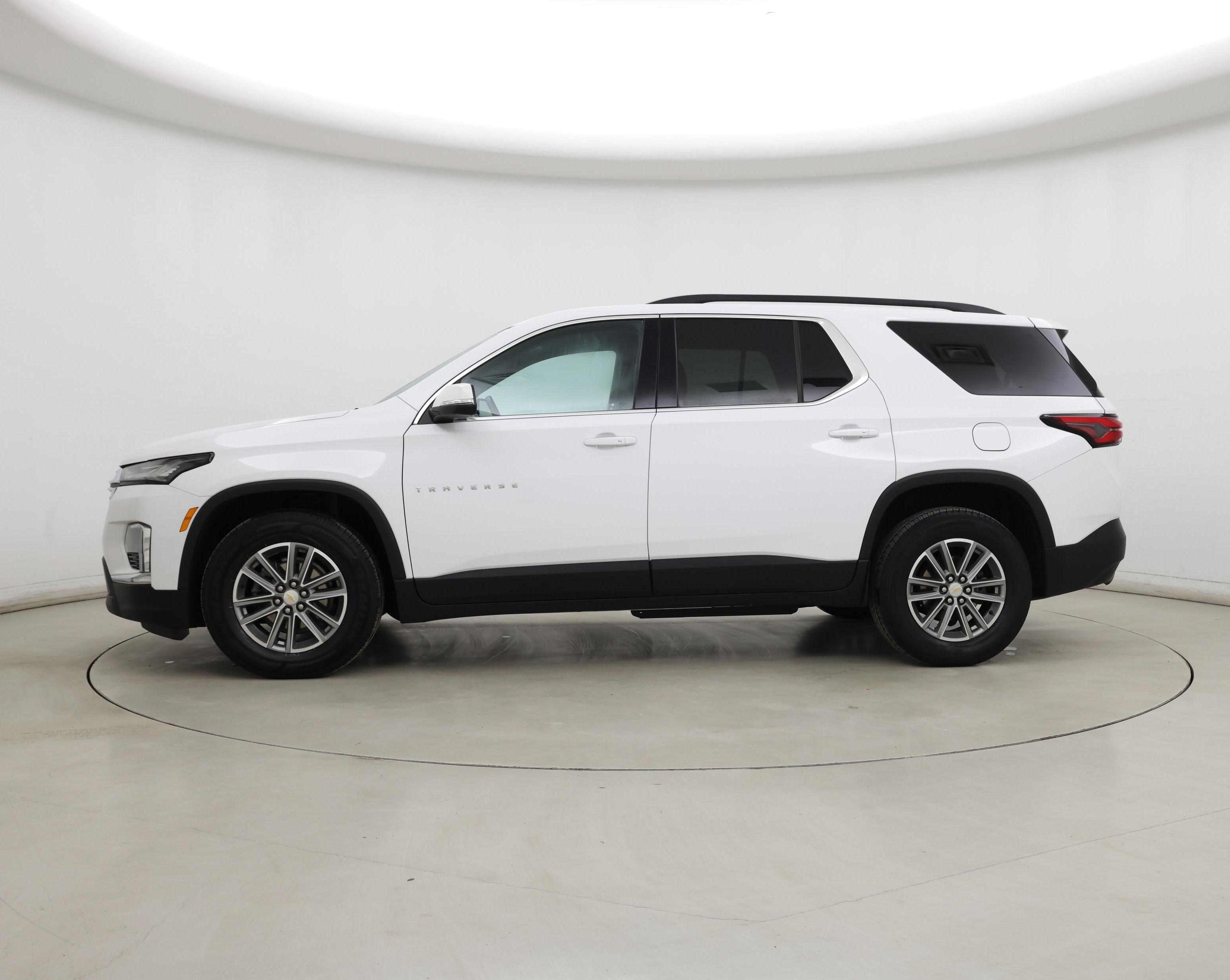 Thumbnail: 2023 Chevrolet Traverse - 3