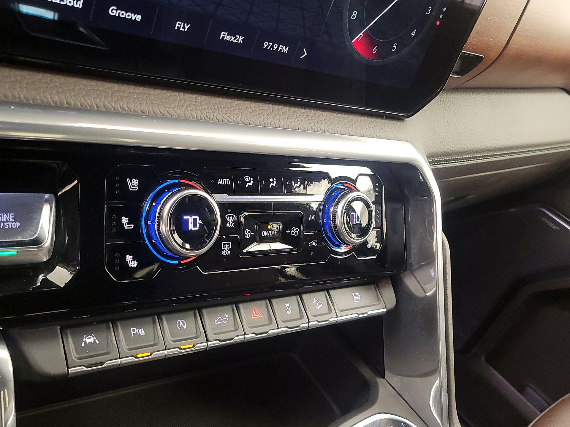 Thumbnail: 2022 GMC Sierra 1500 - 16