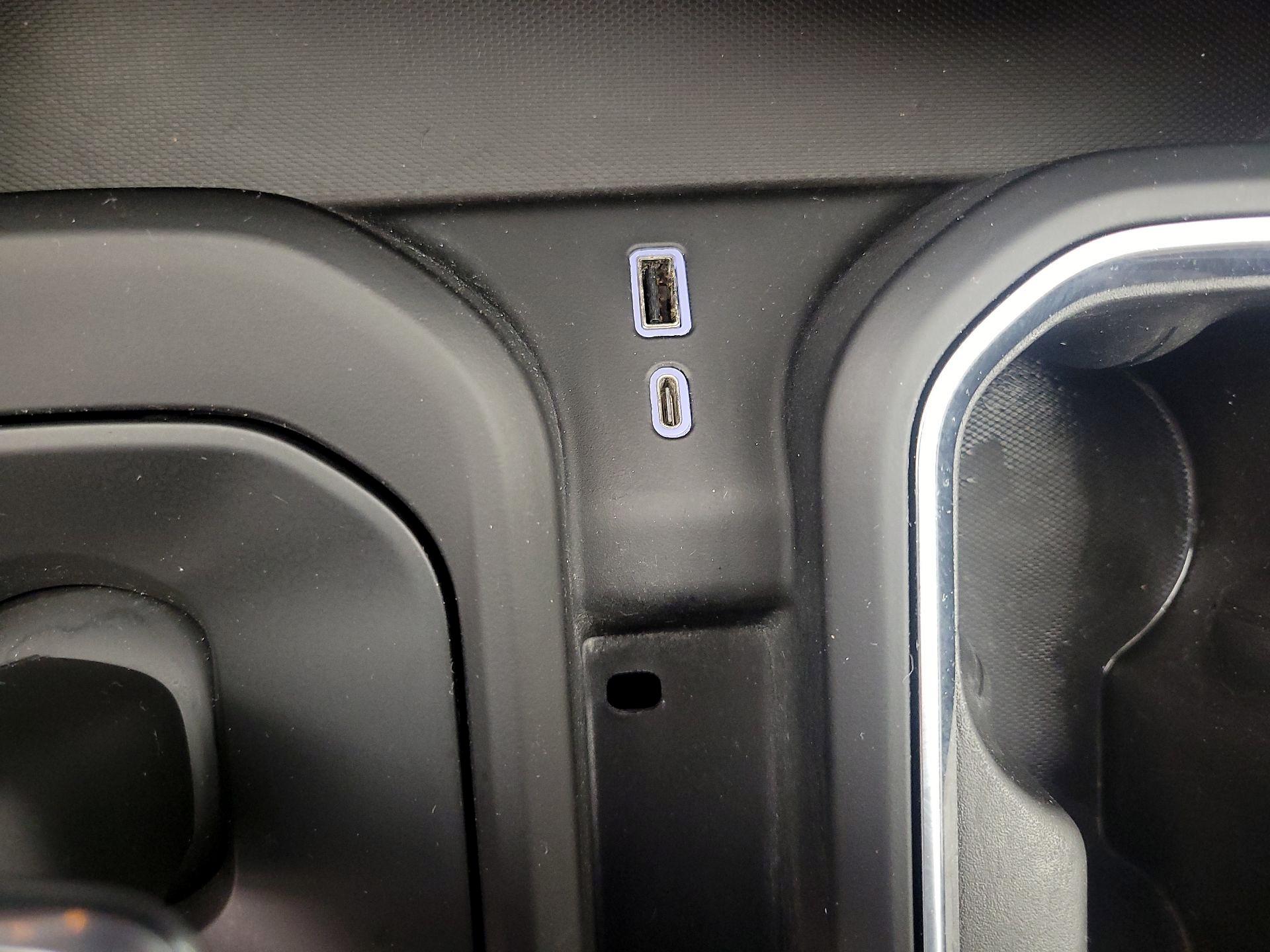 Thumbnail: 2022 GMC Sierra 1500 - 18