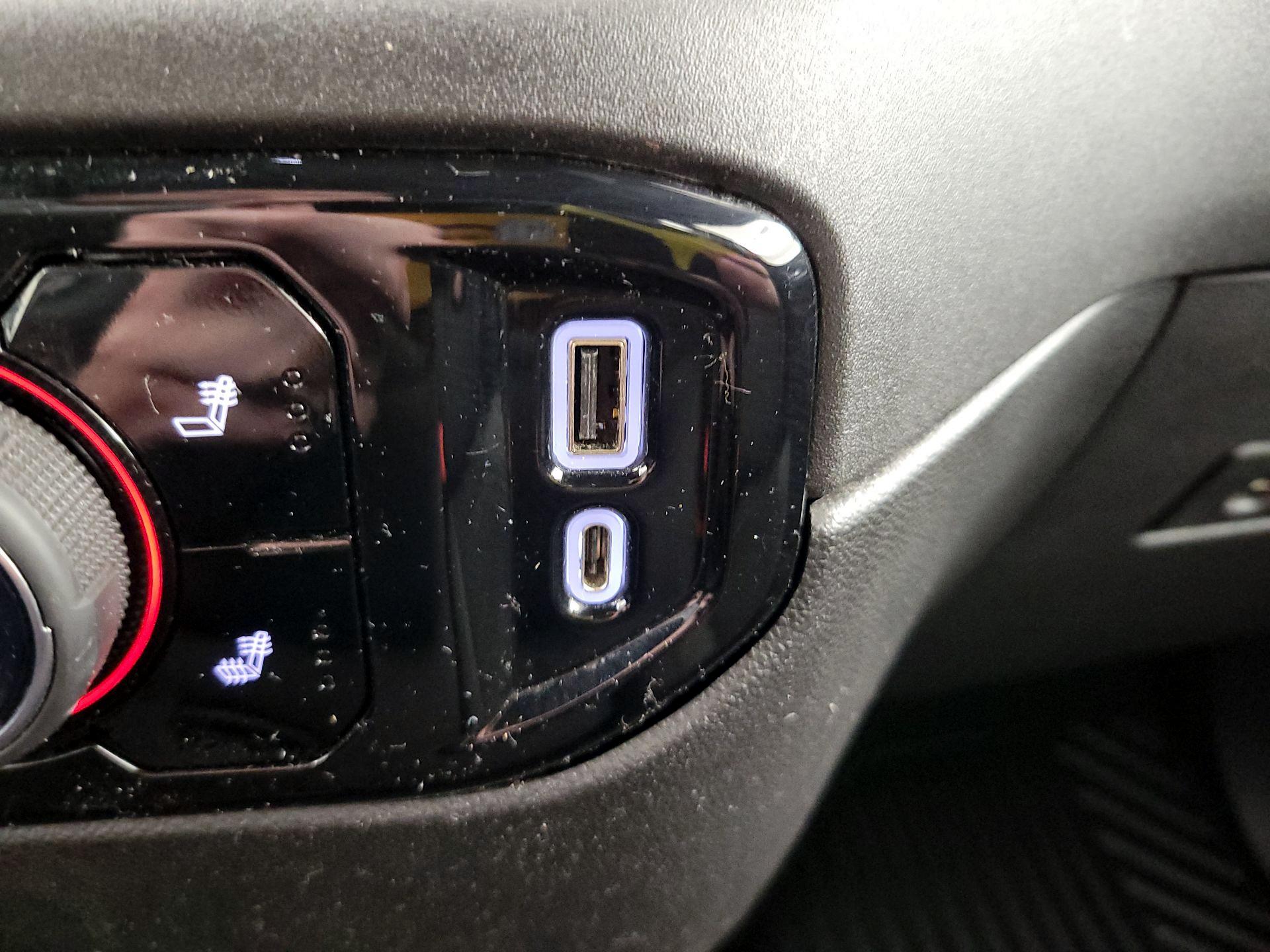 Thumbnail: 2022 Chevrolet Silverado 1500 - 18