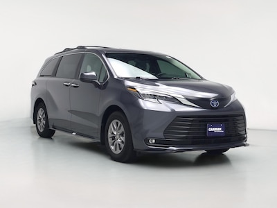 2025 Toyota Sienna XLE