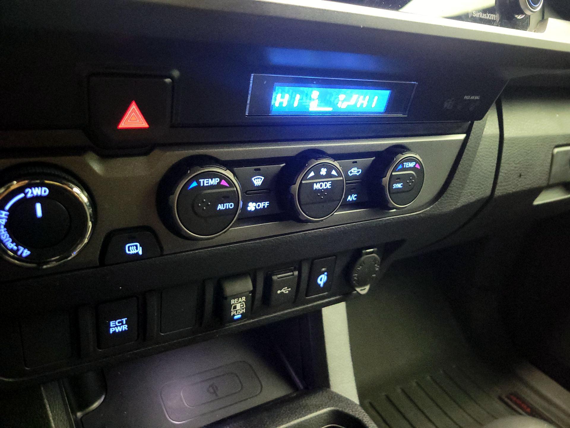 Thumbnail: 2021 Toyota Tacoma - 14