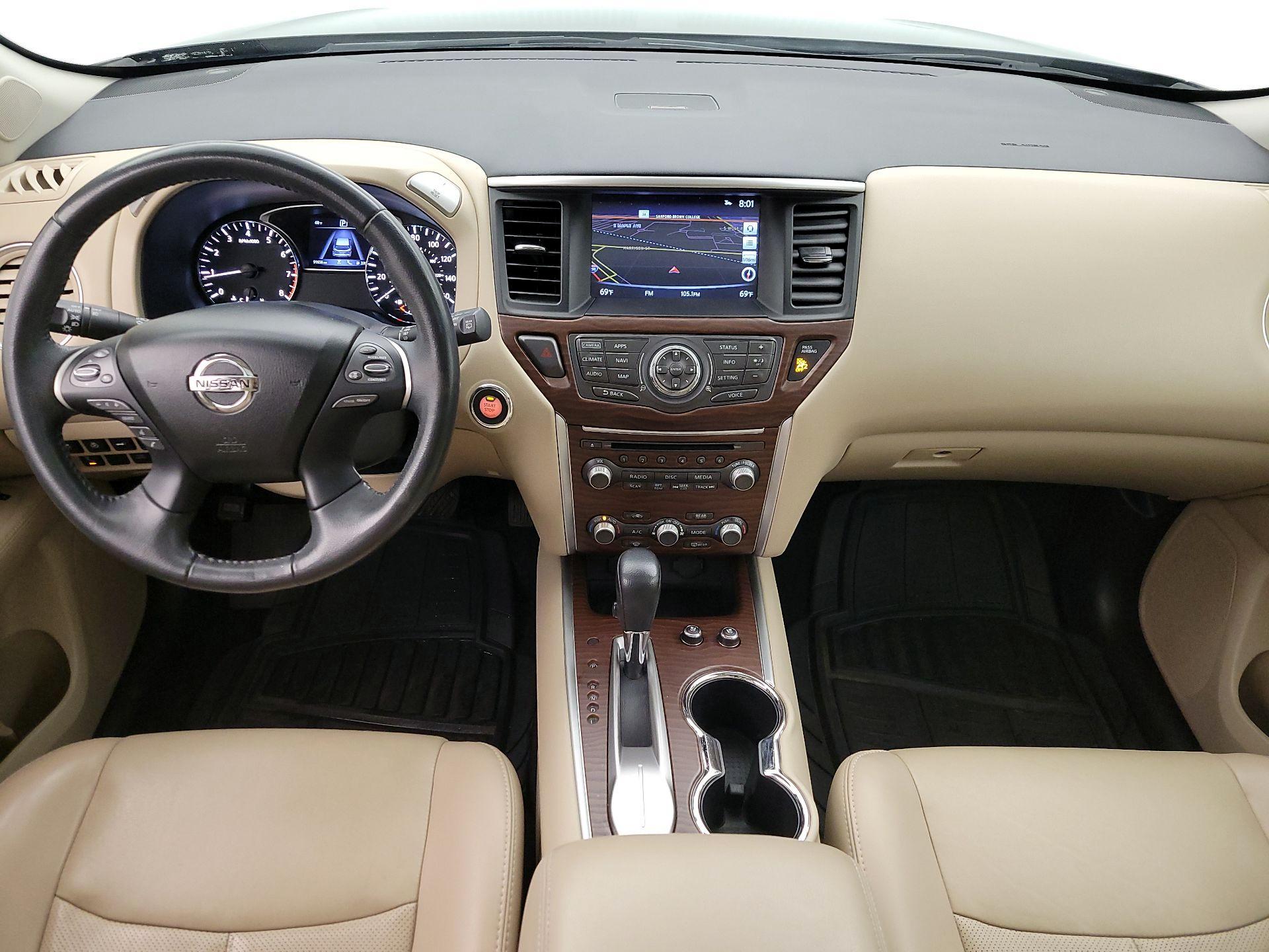 Thumbnail: 2017 Nissan Pathfinder - 9