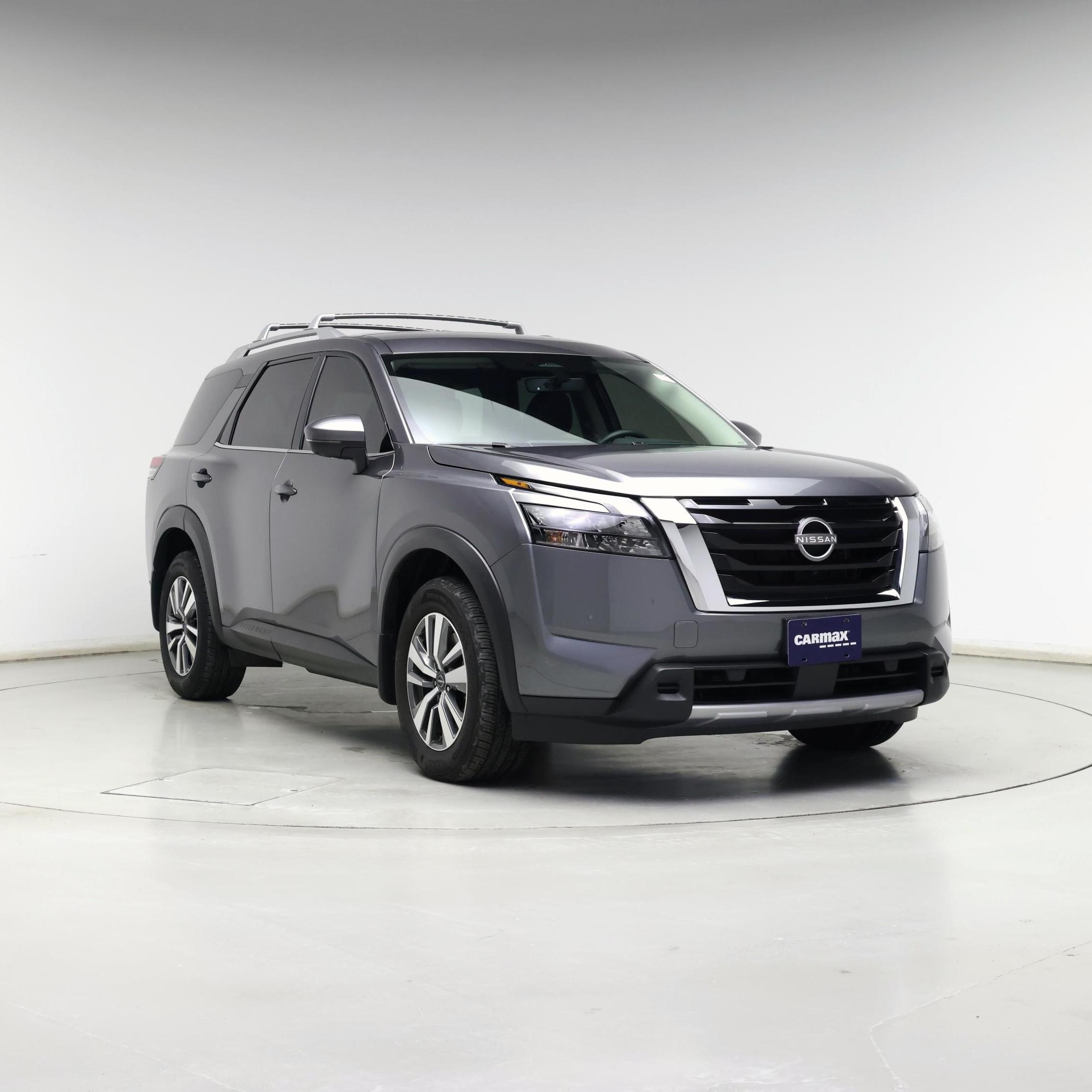 2025 Nissan Pathfinder SL 4WD
