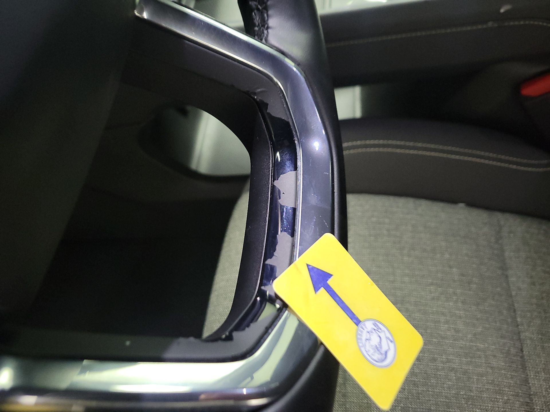 Thumbnail: 2025 GMC Acadia - 19