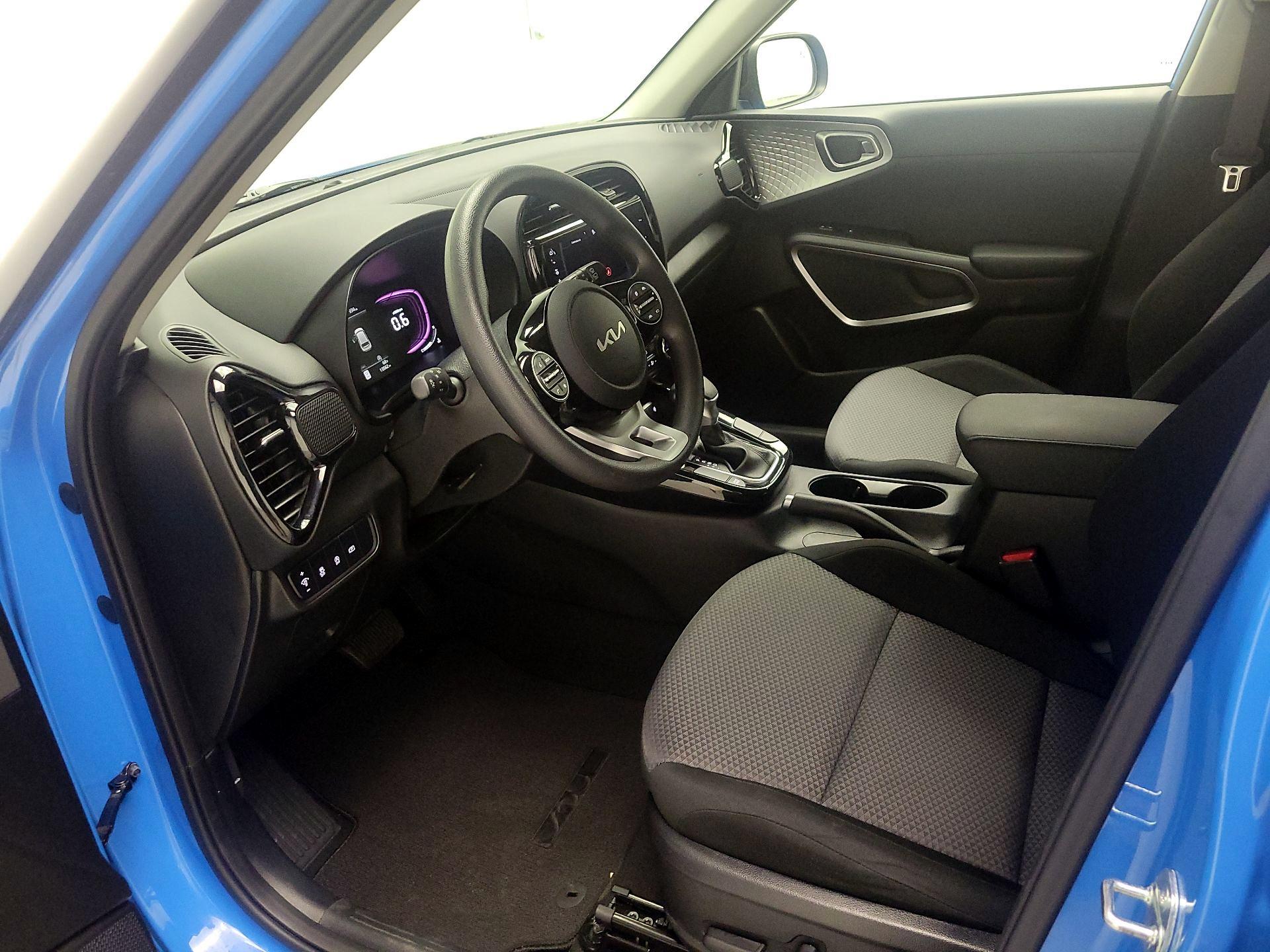 Thumbnail: 2023 Kia Soul - 11