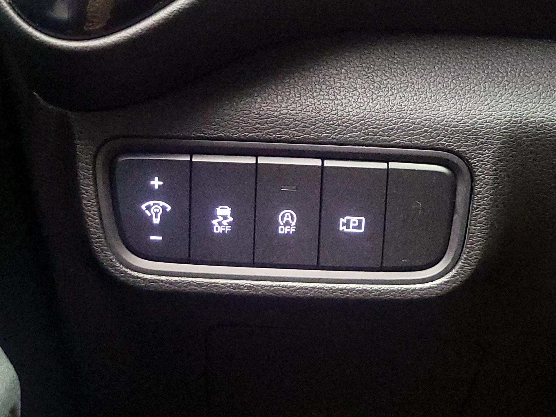 Thumbnail: 2023 Kia Soul - 13