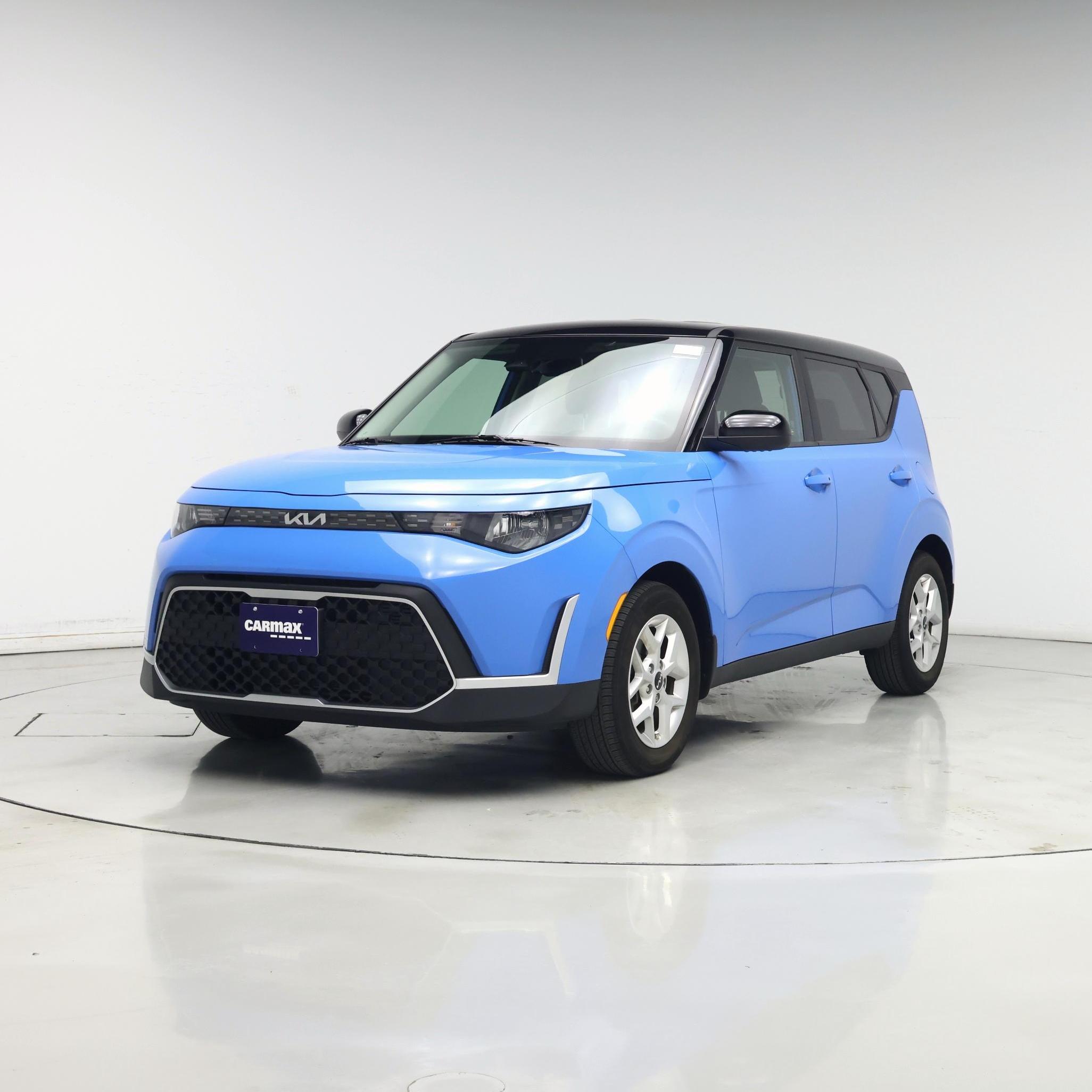 Thumbnail: 2023 Kia Soul - 4