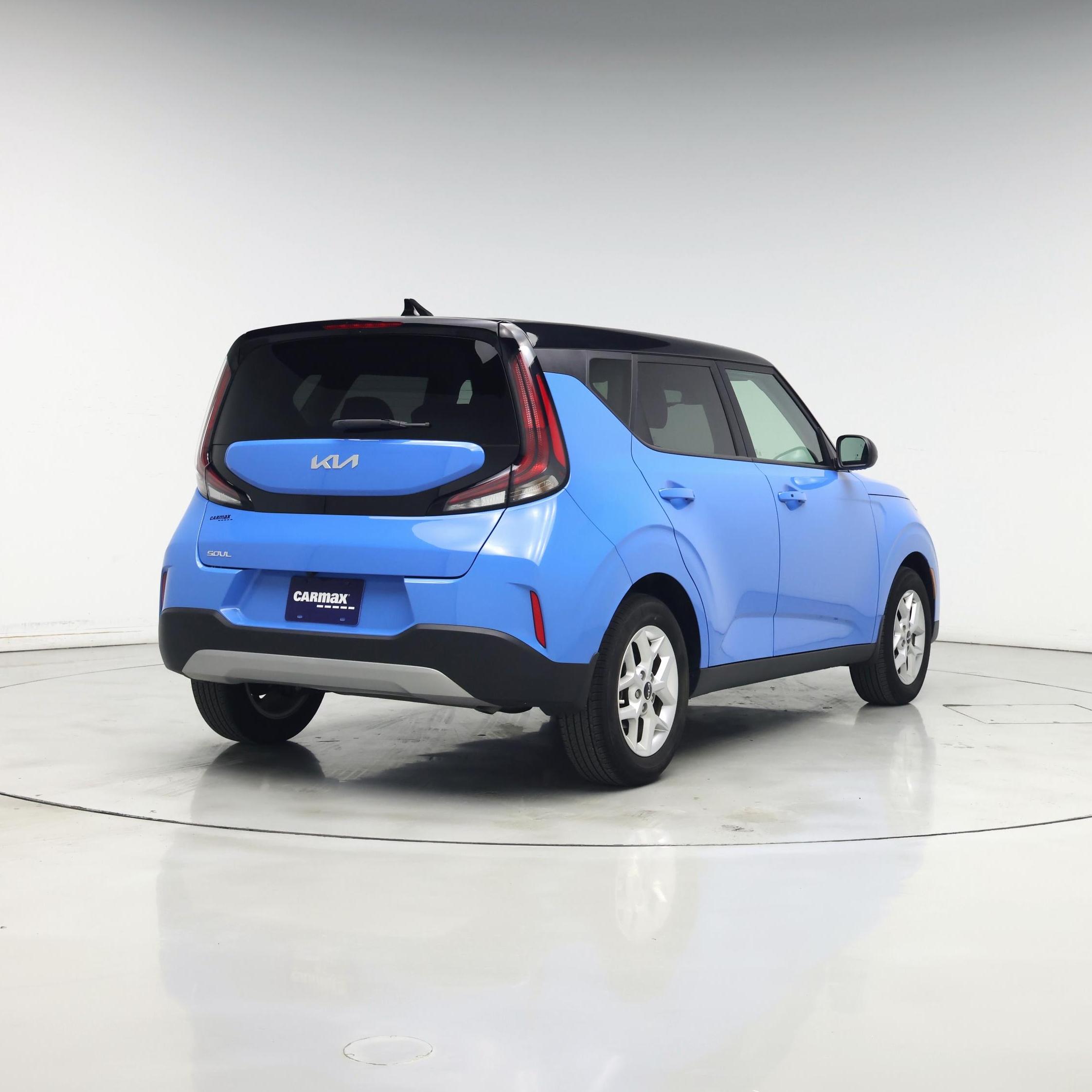 Thumbnail: 2023 Kia Soul - 8