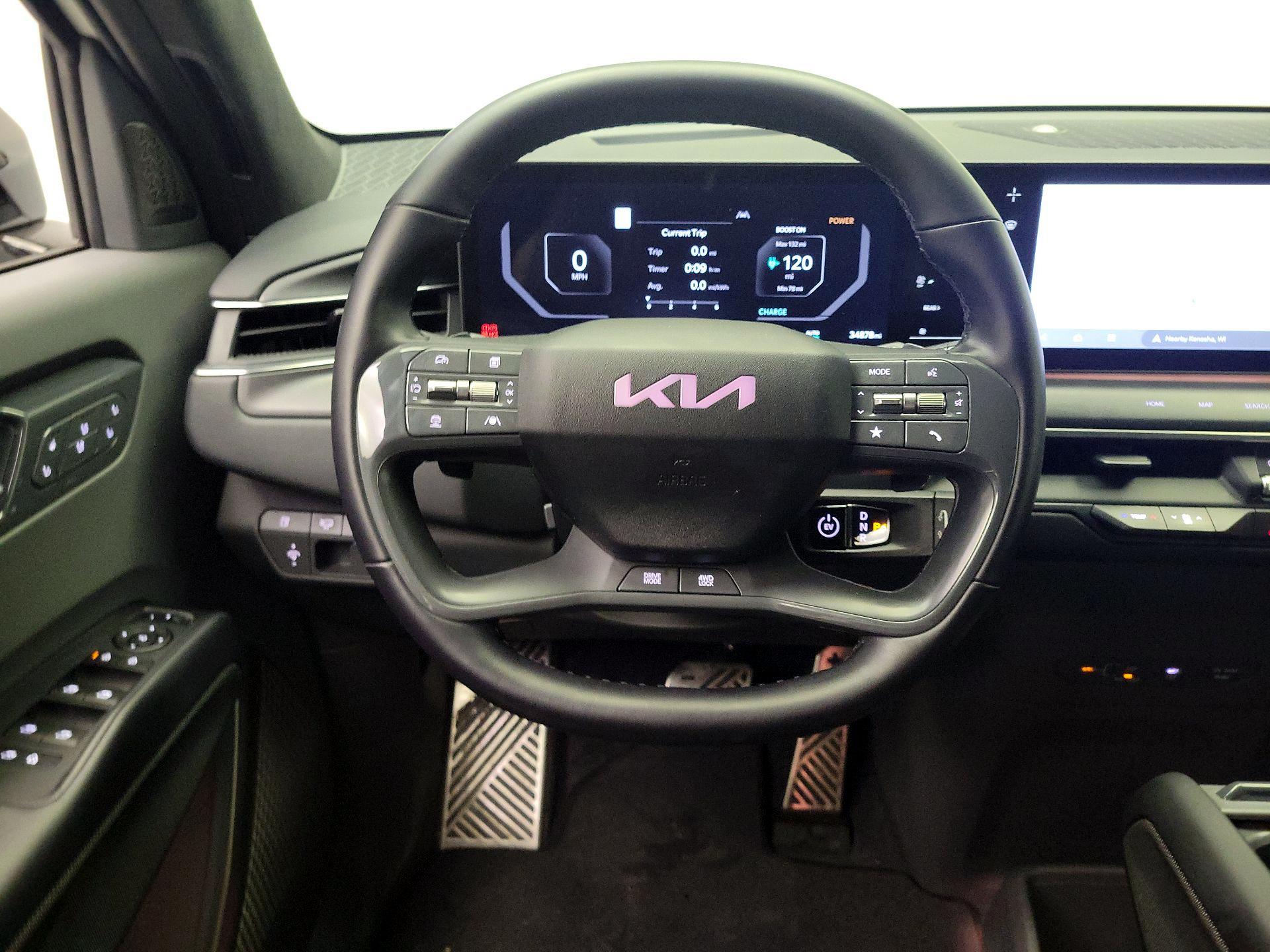 Thumbnail: 2024 Kia EV9 - 10