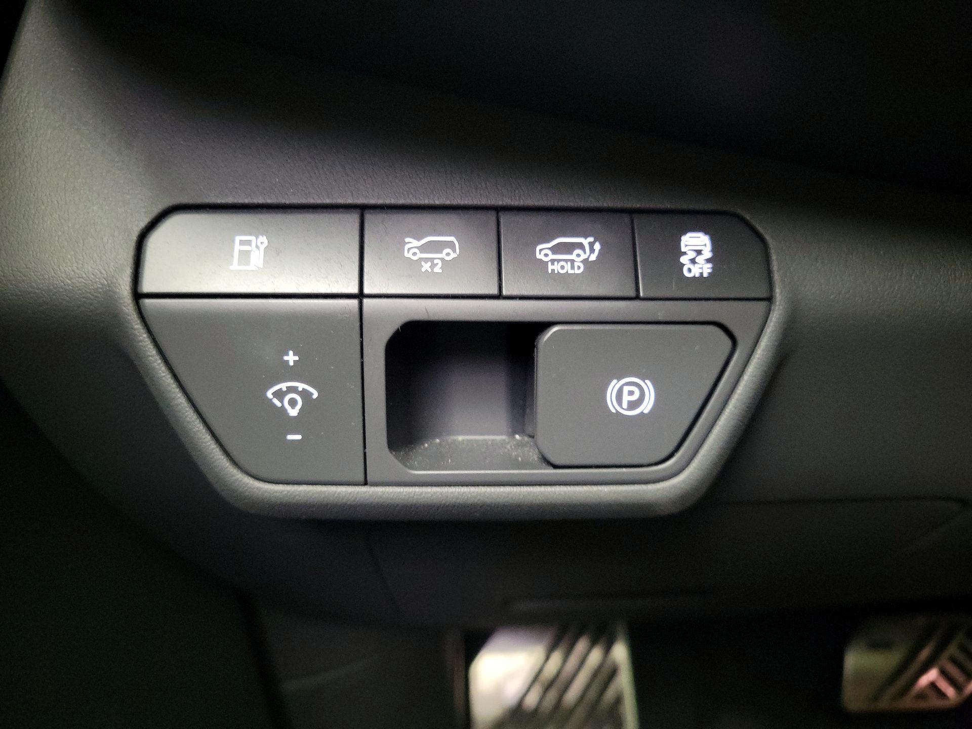 Thumbnail: 2024 Kia EV9 - 13