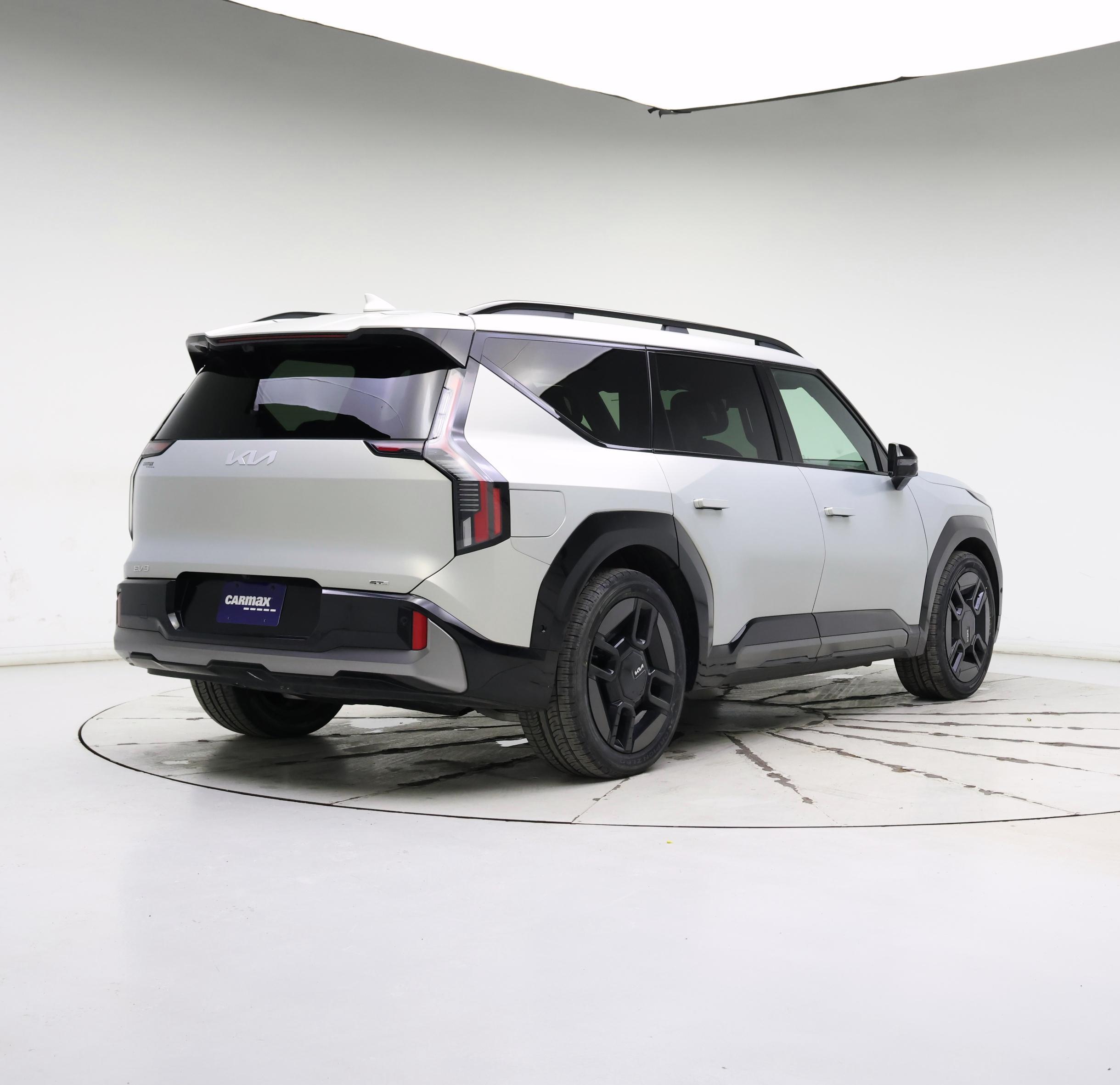 Thumbnail: 2024 Kia EV9 - 8