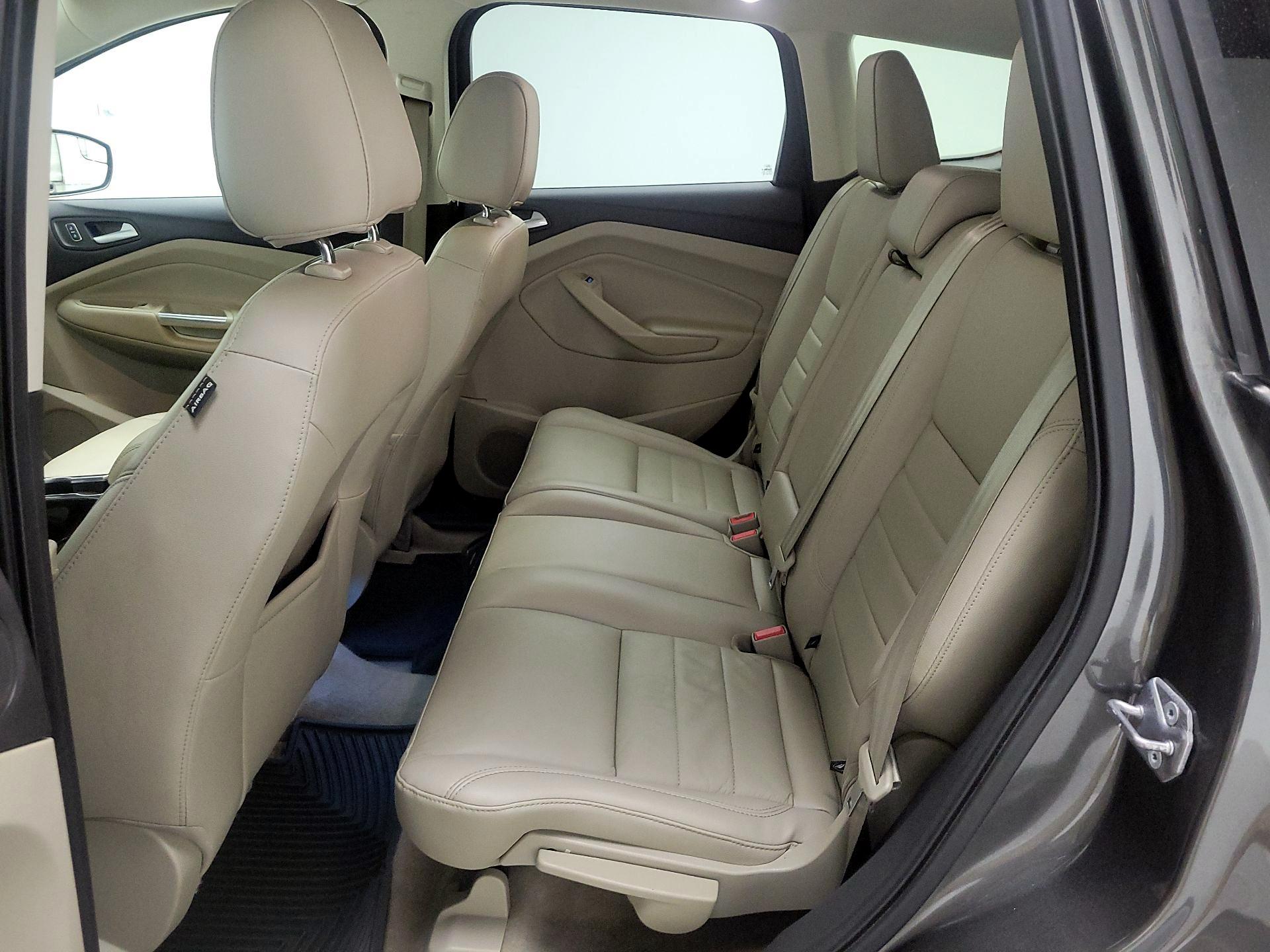 Thumbnail: 2015 Ford Escape - 17