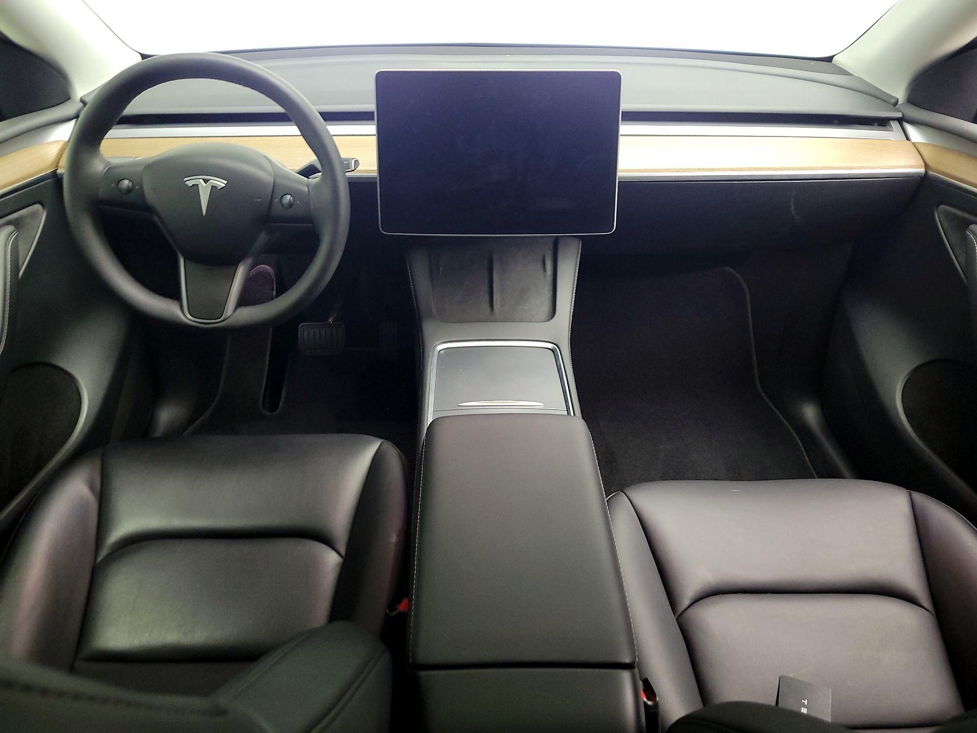 Thumbnail: 2024 Tesla Model Y - 9