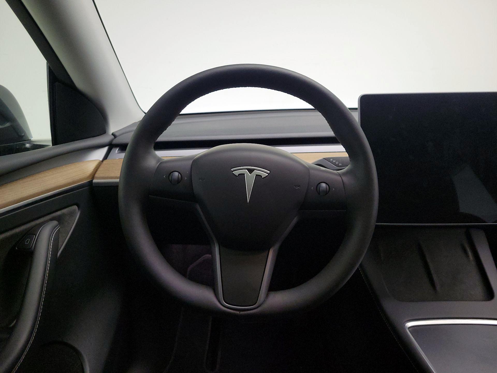 Thumbnail: 2024 Tesla Model Y - 10