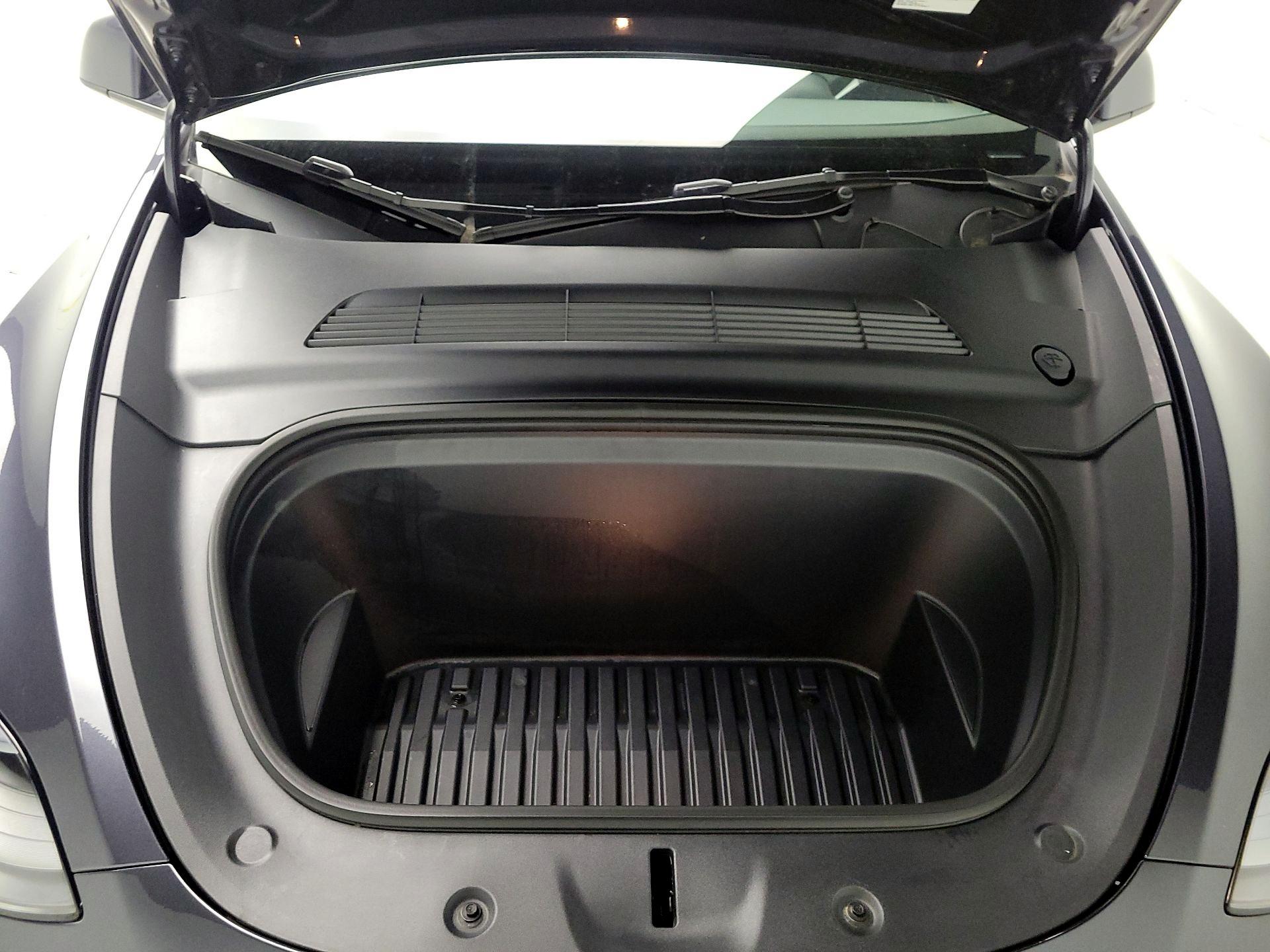 Thumbnail: 2024 Tesla Model Y - 19