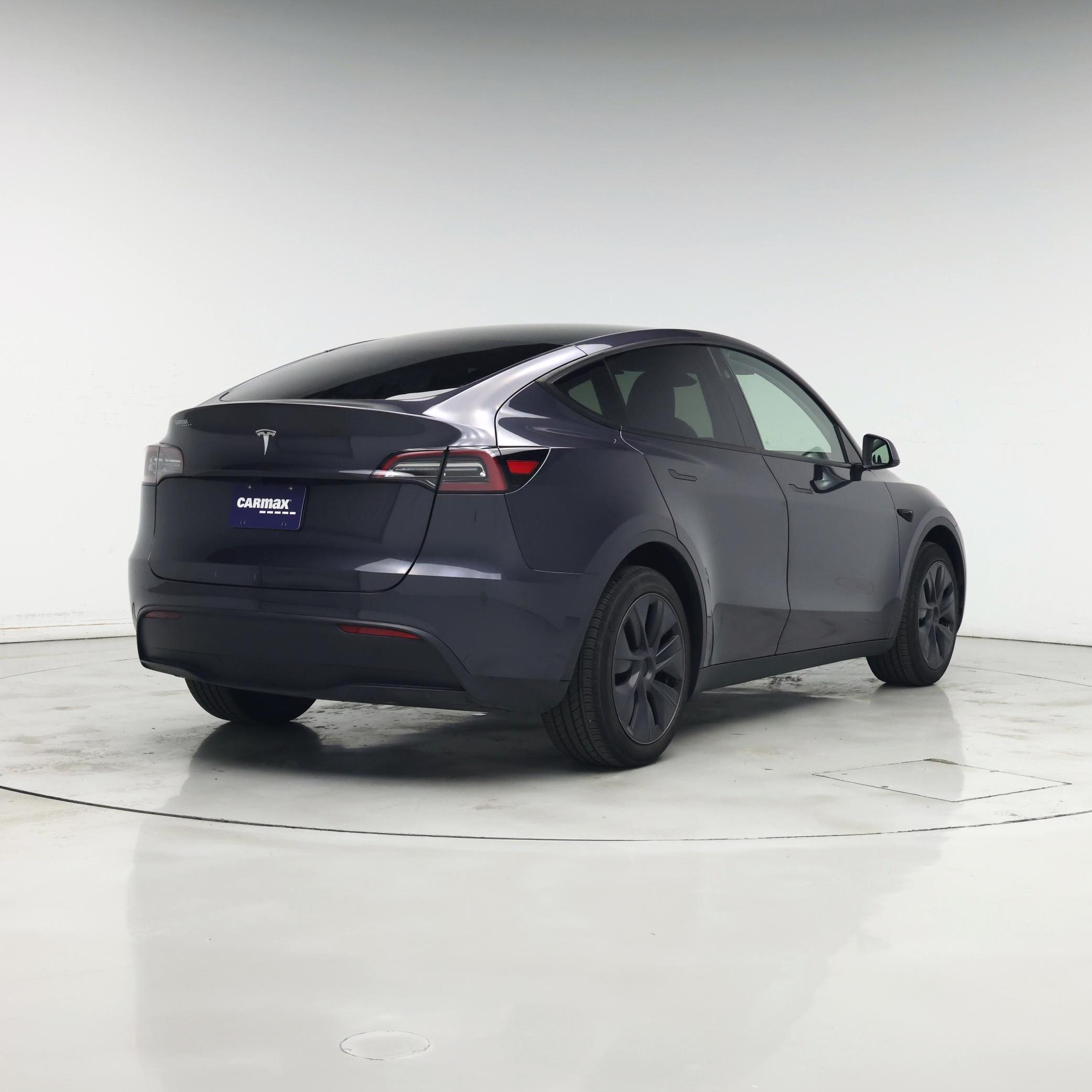Thumbnail: 2024 Tesla Model Y - 8