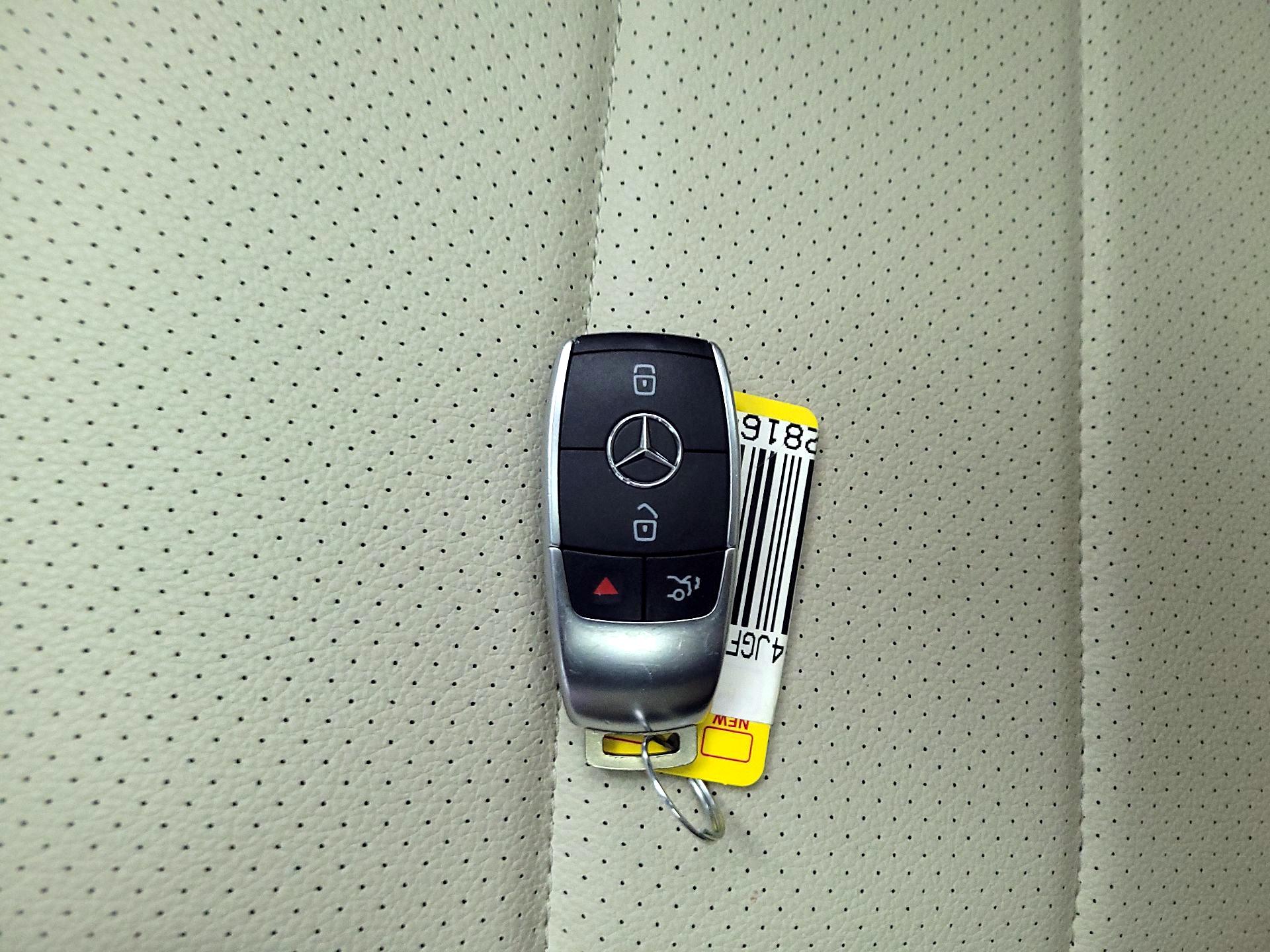 Thumbnail: 2020 Mercedes-Benz GLE - 20