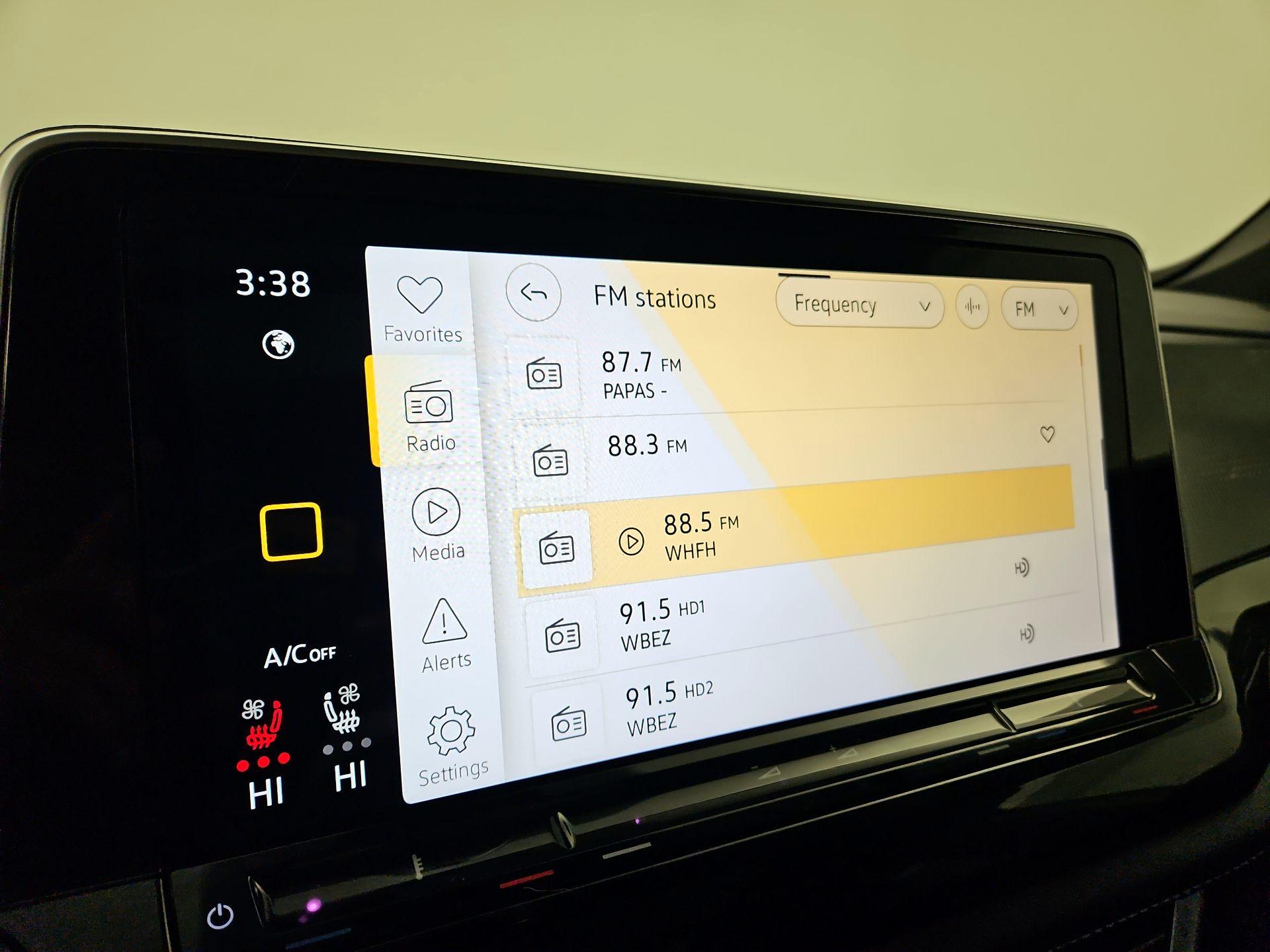 Thumbnail: 2024 Volkswagen Atlas - 16