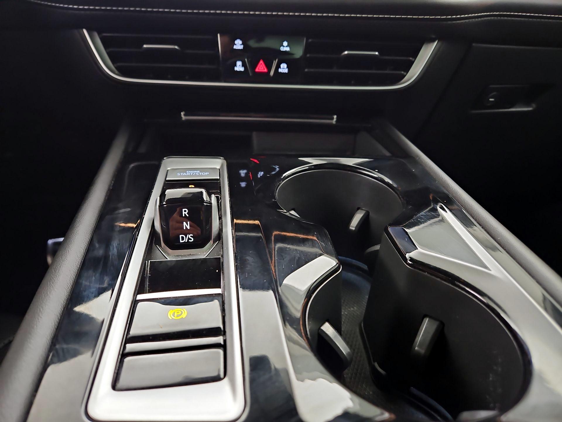 Thumbnail: 2024 Volkswagen Atlas - 18