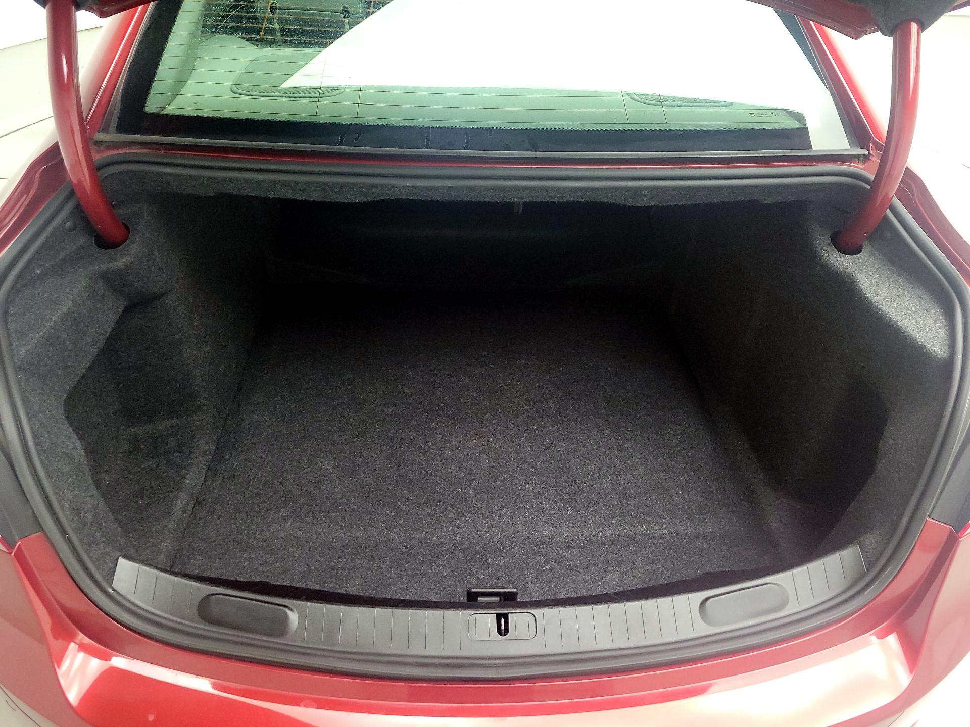 Thumbnail: 2015 Chevrolet Impala - 16