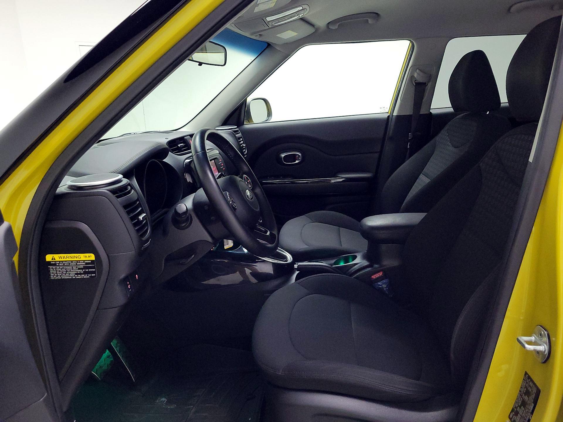 Thumbnail: 2014 Kia Soul - 11