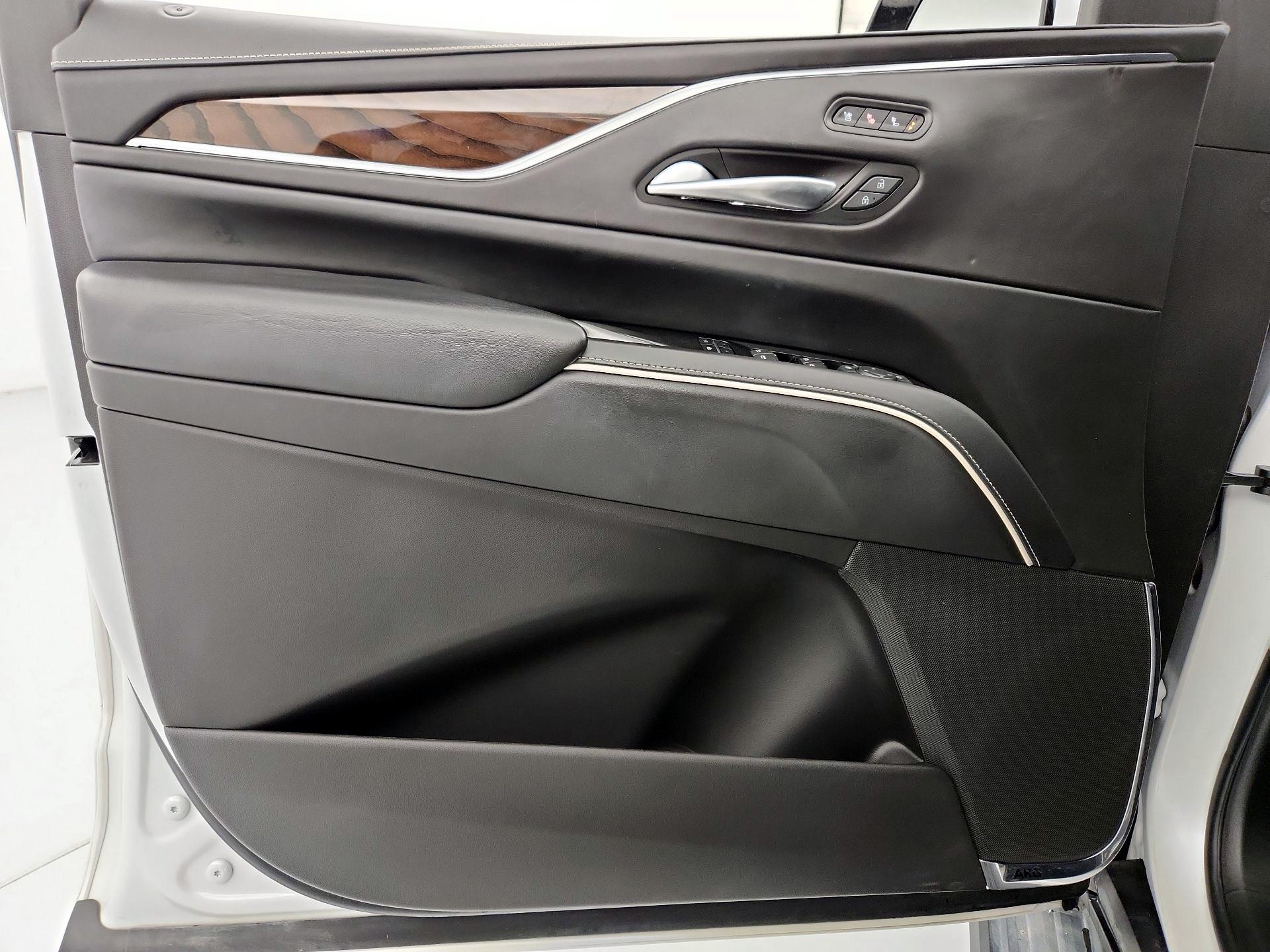 Thumbnail: 2022 Cadillac Escalade - 12