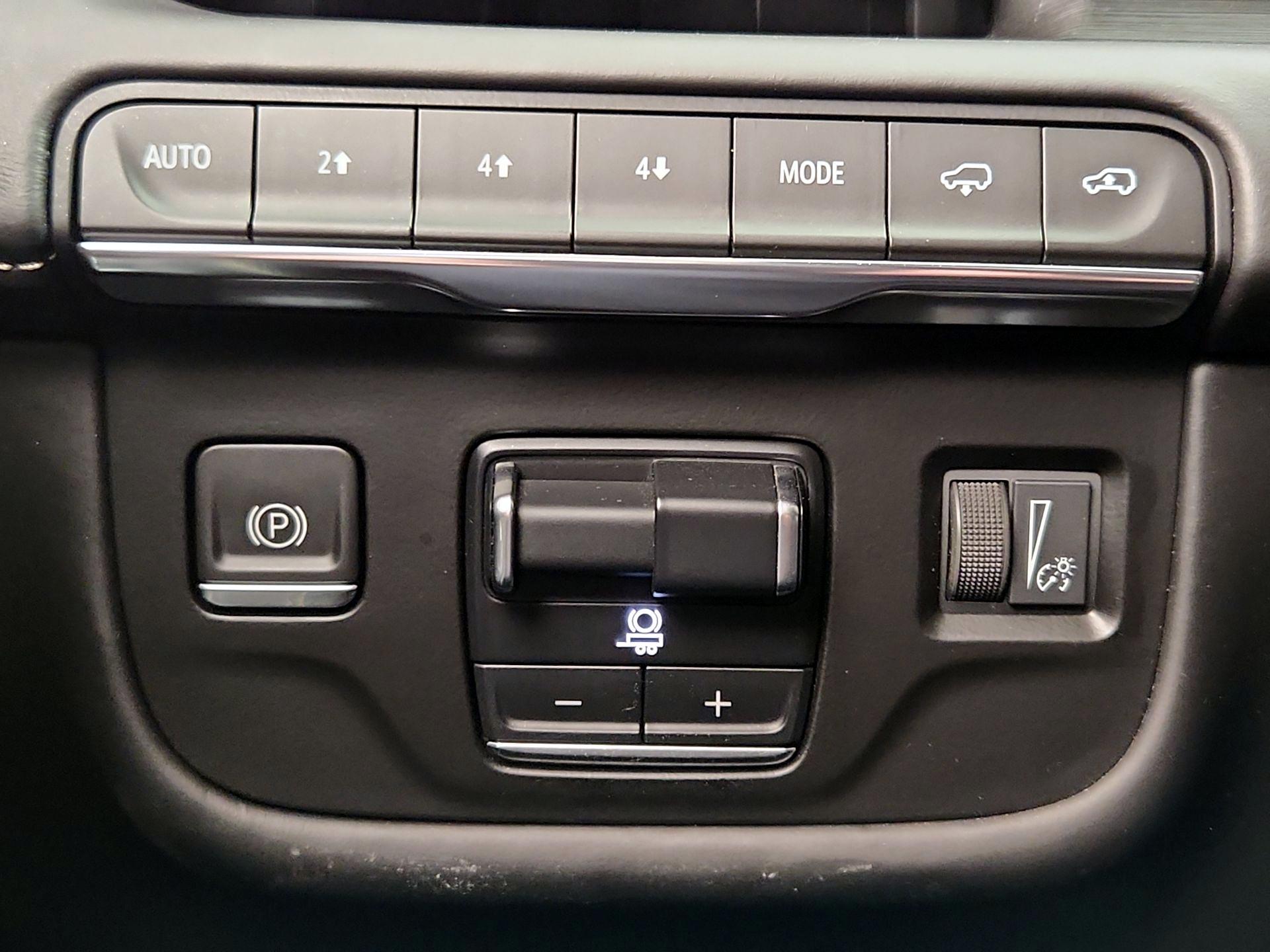 Thumbnail: 2022 Cadillac Escalade - 13