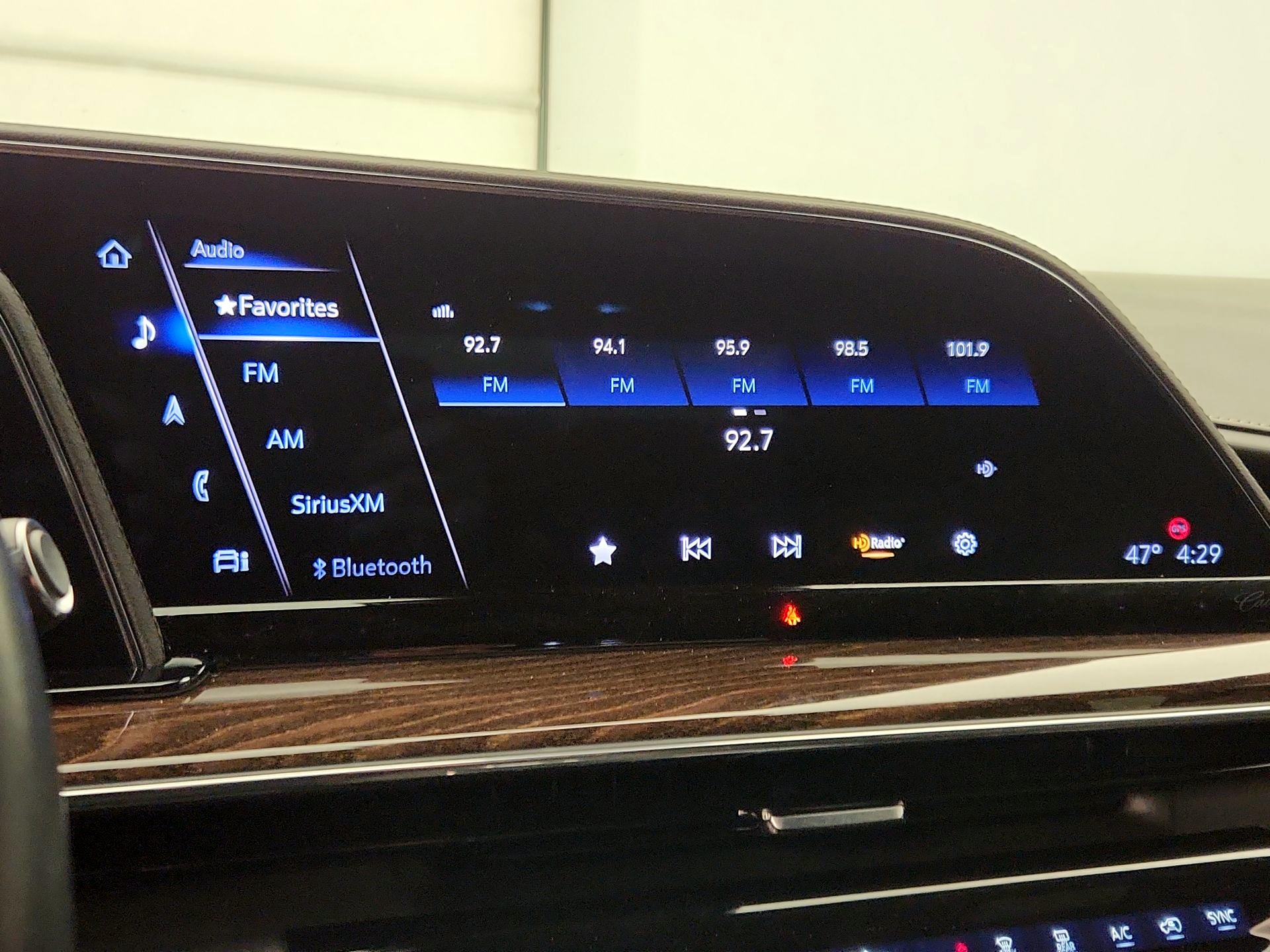 Thumbnail: 2022 Cadillac Escalade - 16