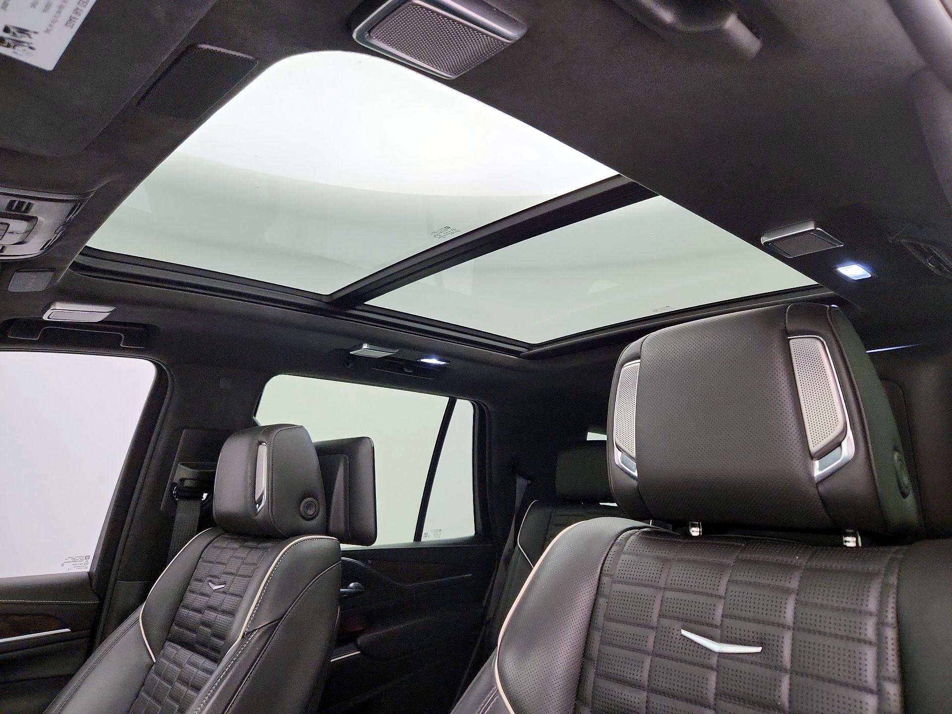 Thumbnail: 2022 Cadillac Escalade - 20