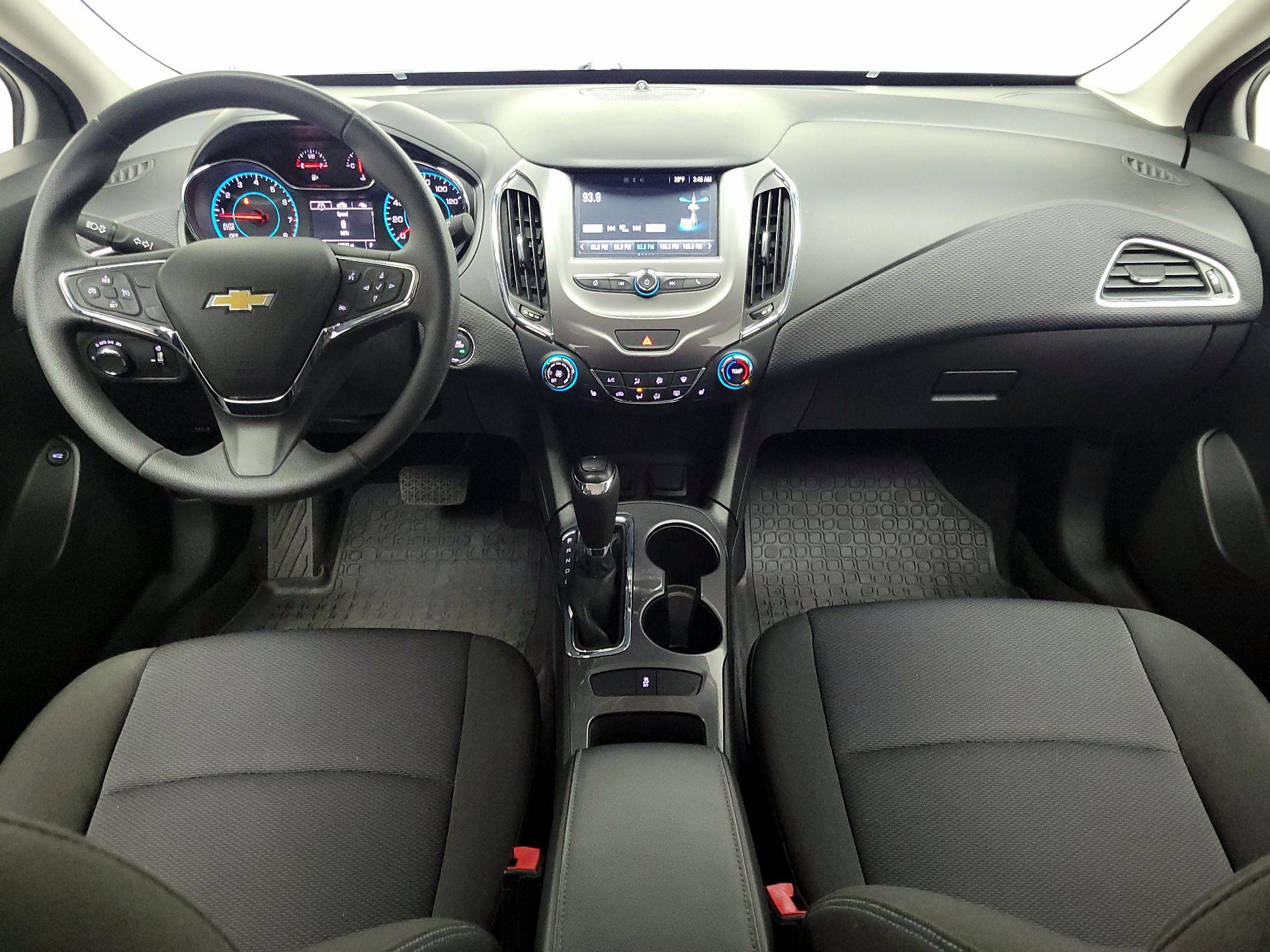 Thumbnail: 2016 Chevrolet Cruze - 9